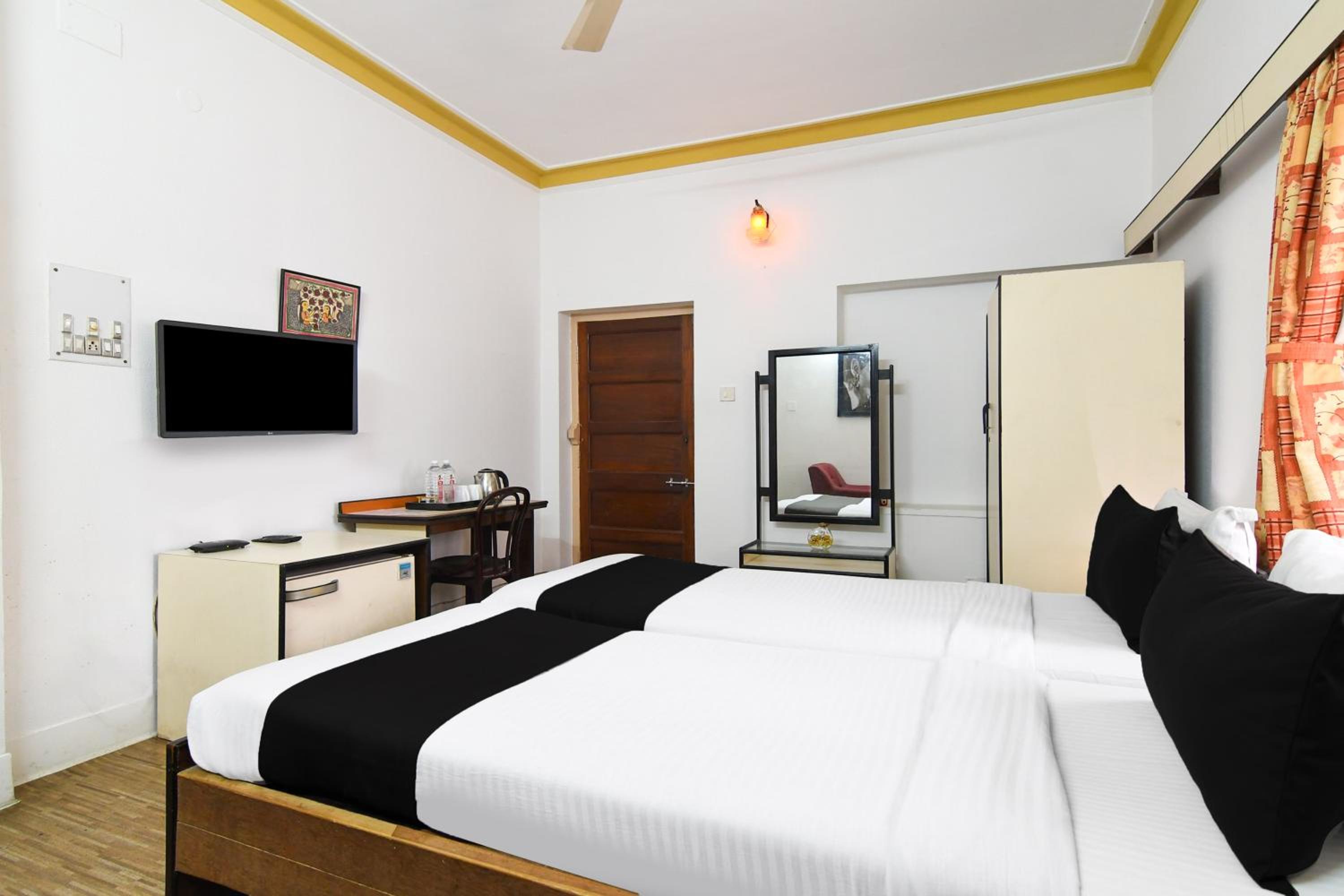 Small Single Room