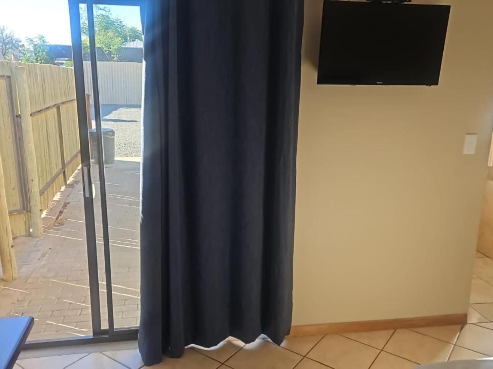 Deluxe Triple Room - Photo 2
