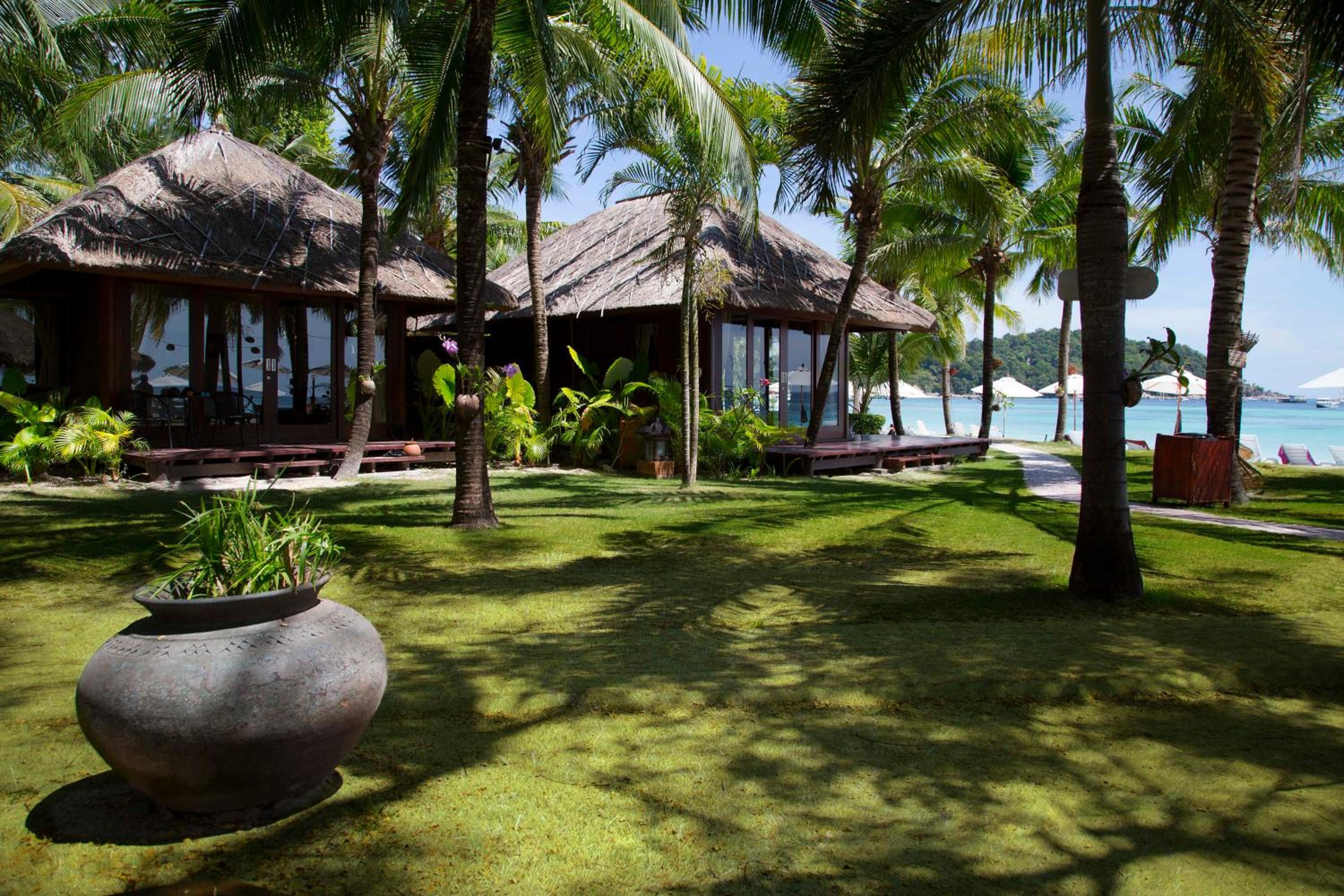 Balinese Luxury Beachfront Row 2
