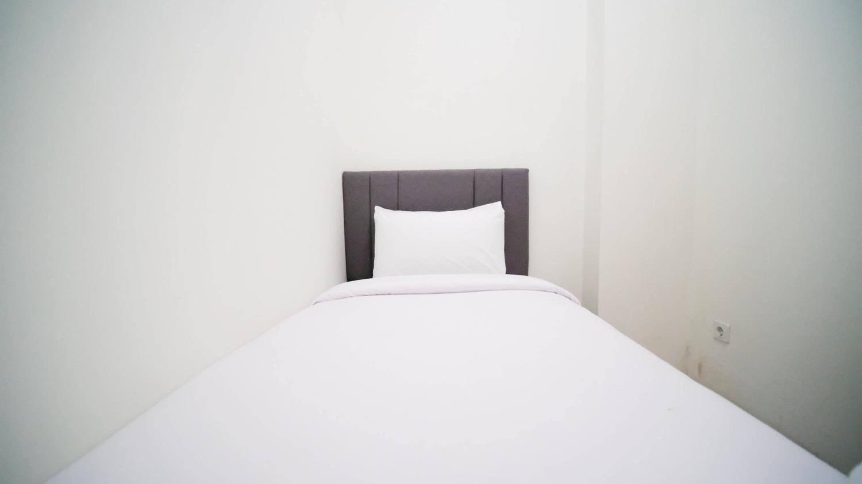 Two-Bedroom Apartment - Photo 8