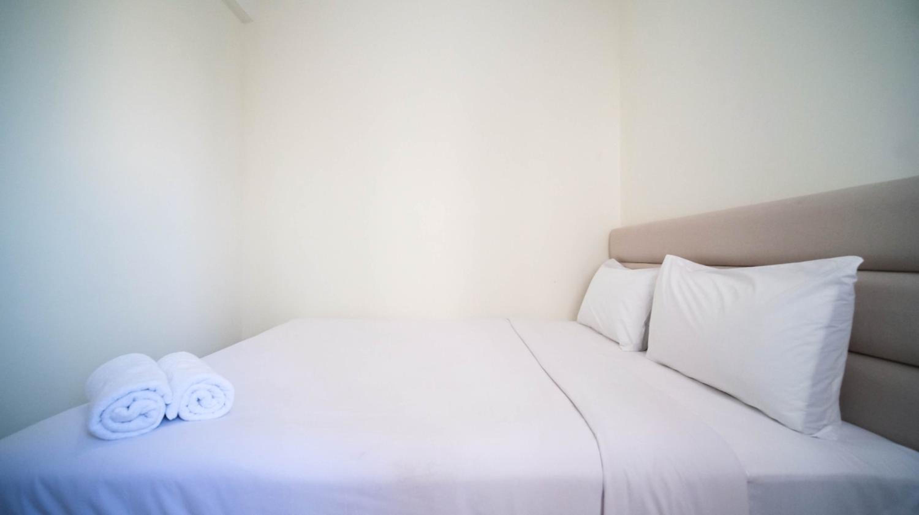 Two-Bedroom Apartment - Photo 24