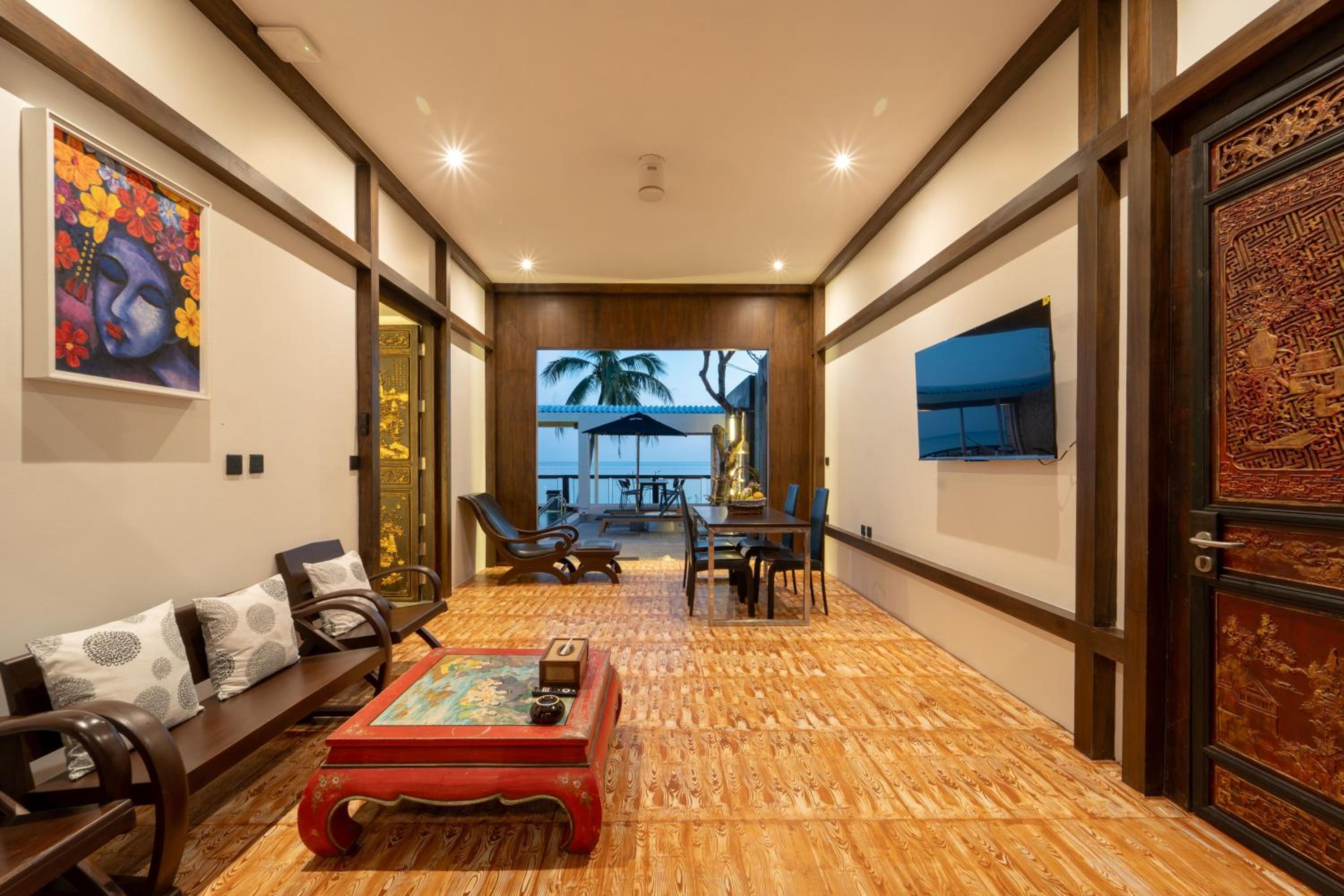 Two-Bedroom Beachfront Pool Villa - Photo 2