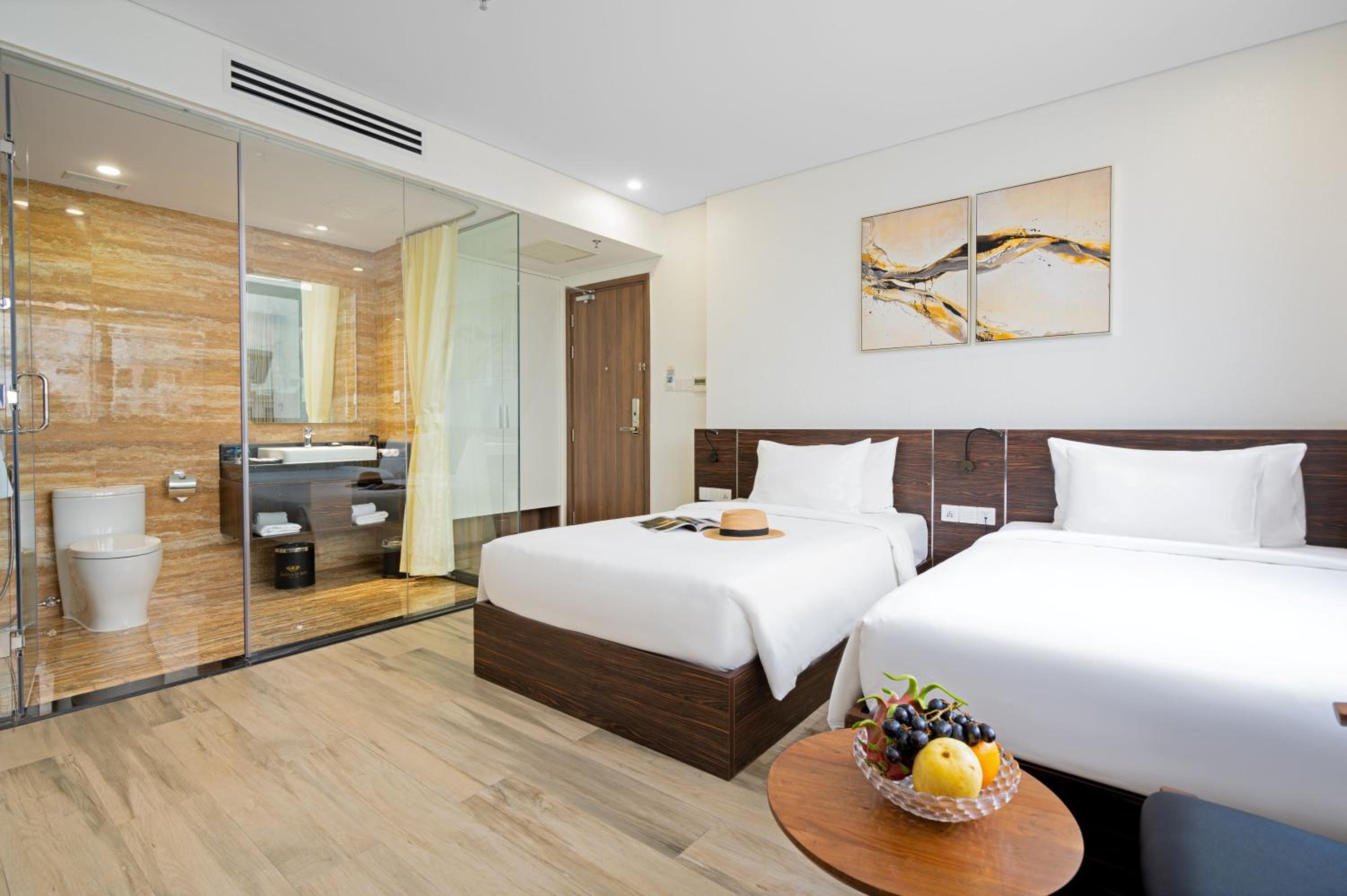 Grand Deluxe - Photo 1