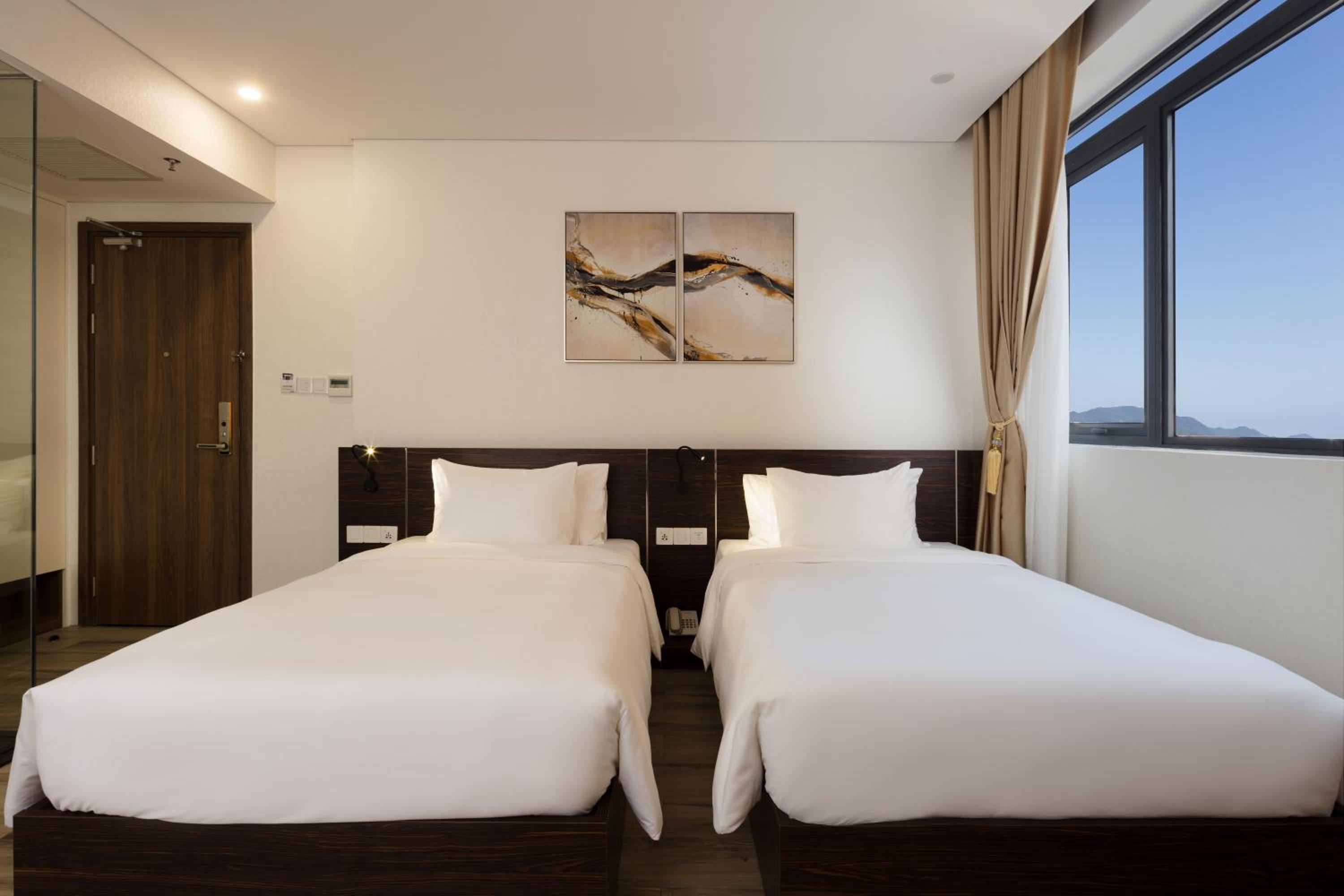 Grand Deluxe - Photo 2