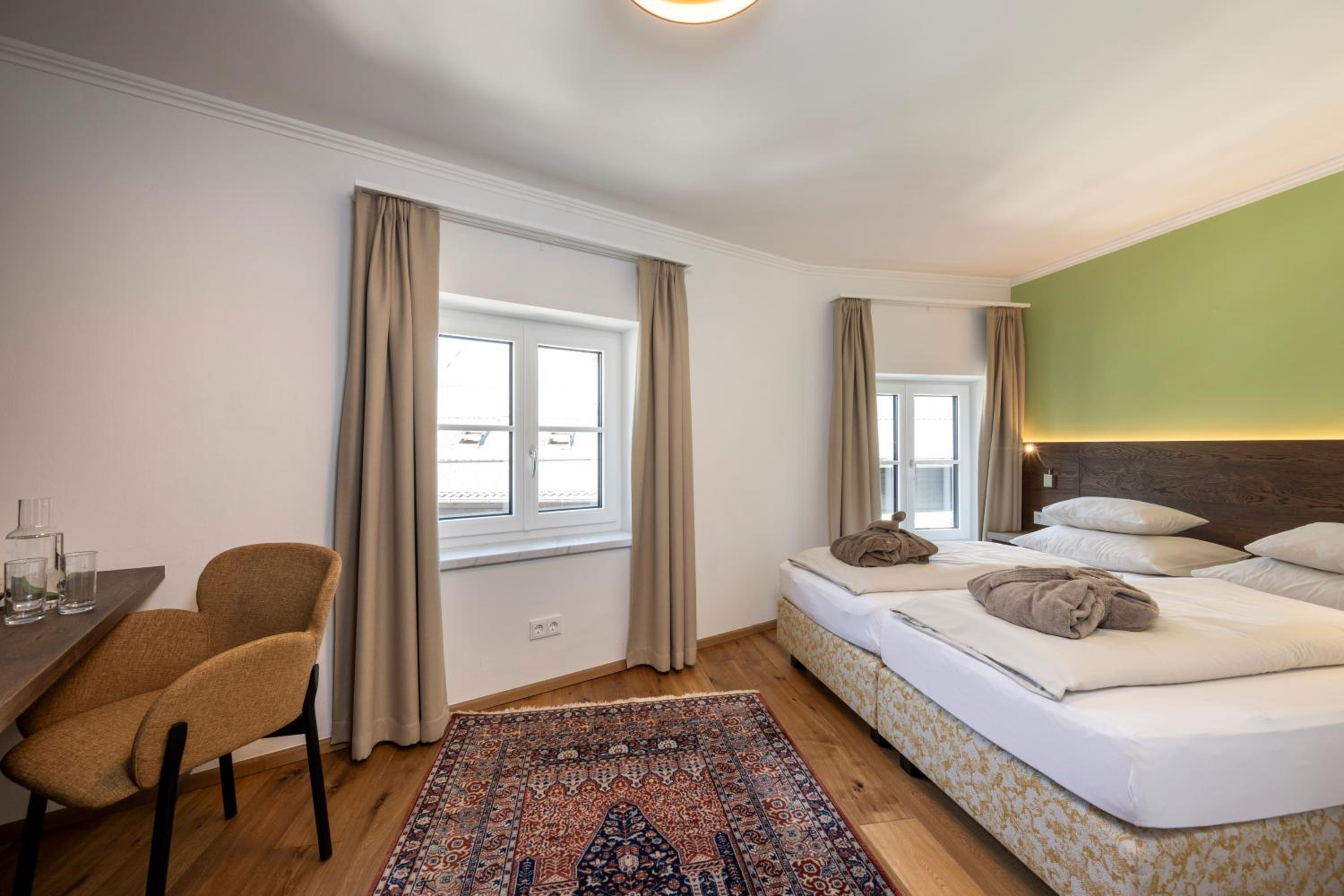 Standard Double Room photo 2