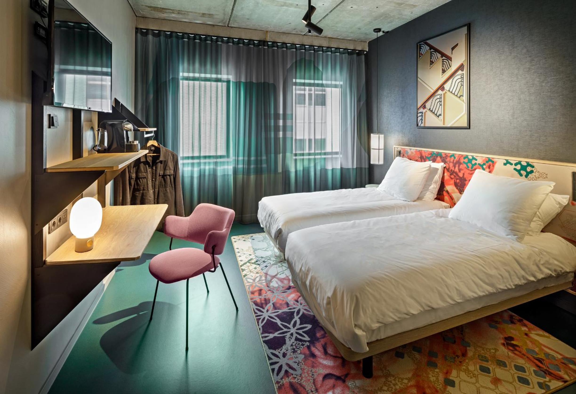 Standard Twin Room - Non-Smoking - Photo 2