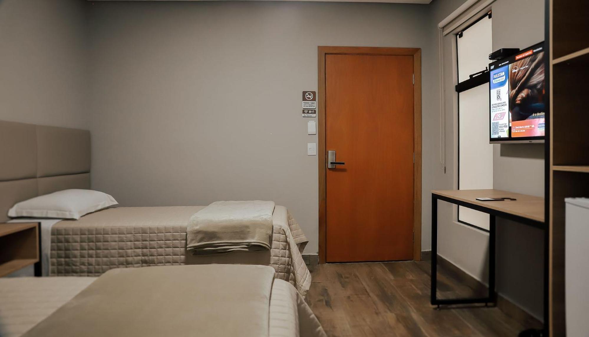 Economy Twin Room - Photo 1