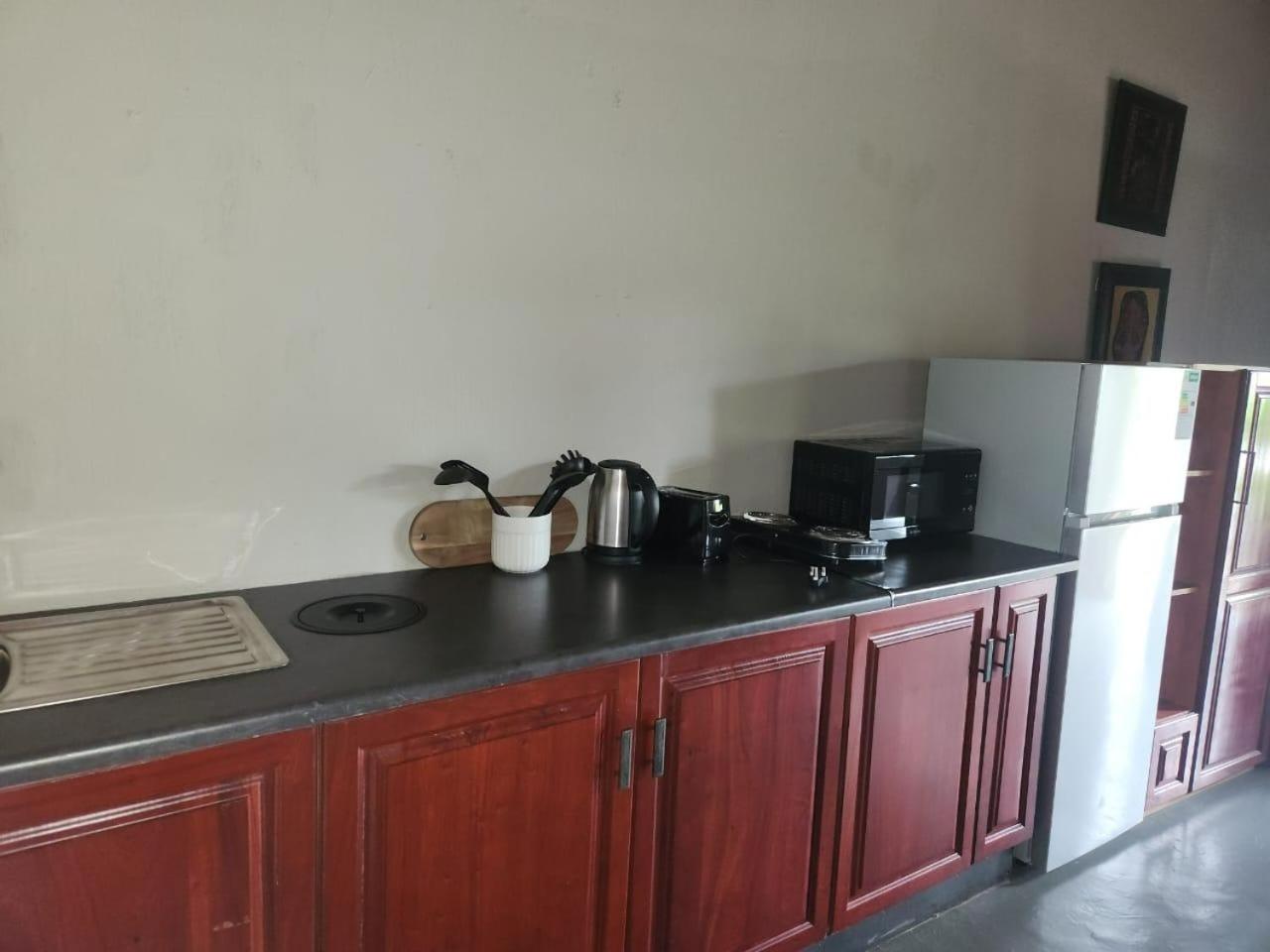 Comfort King Room - Photo 3