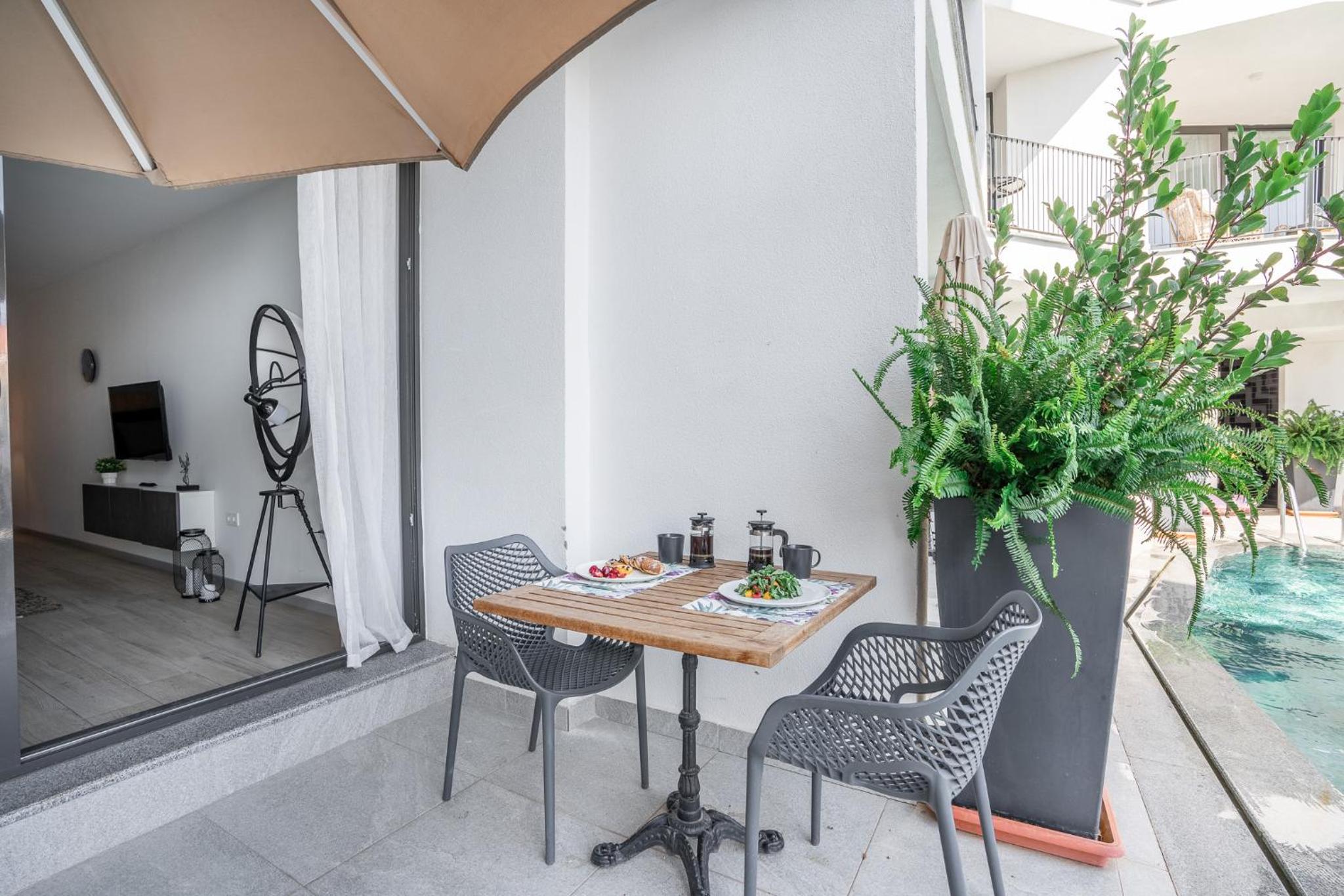 Suite with Terrace - Photo 1