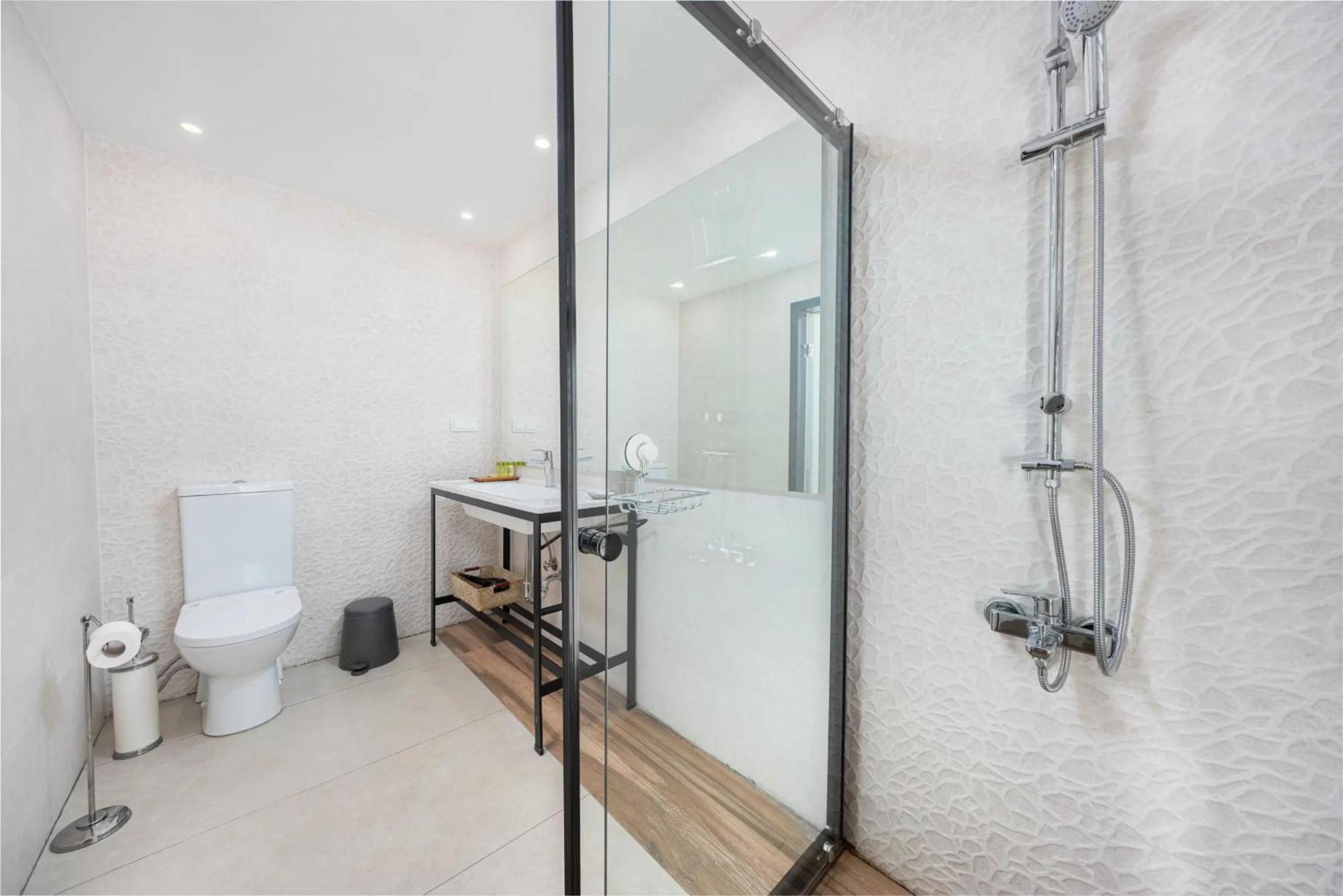 Suite with Terrace - Photo 5