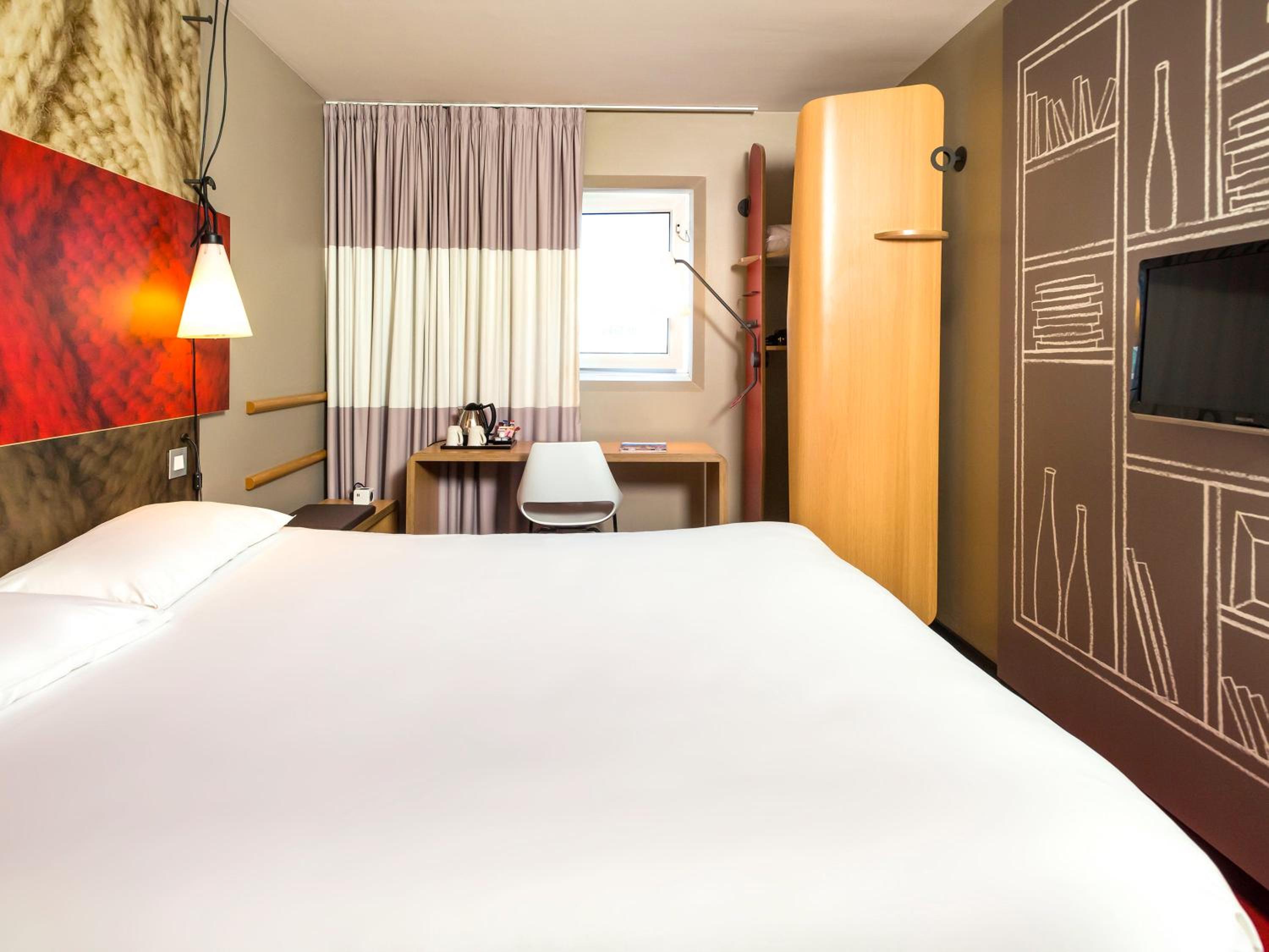 Double Room - Disability Access photo 1