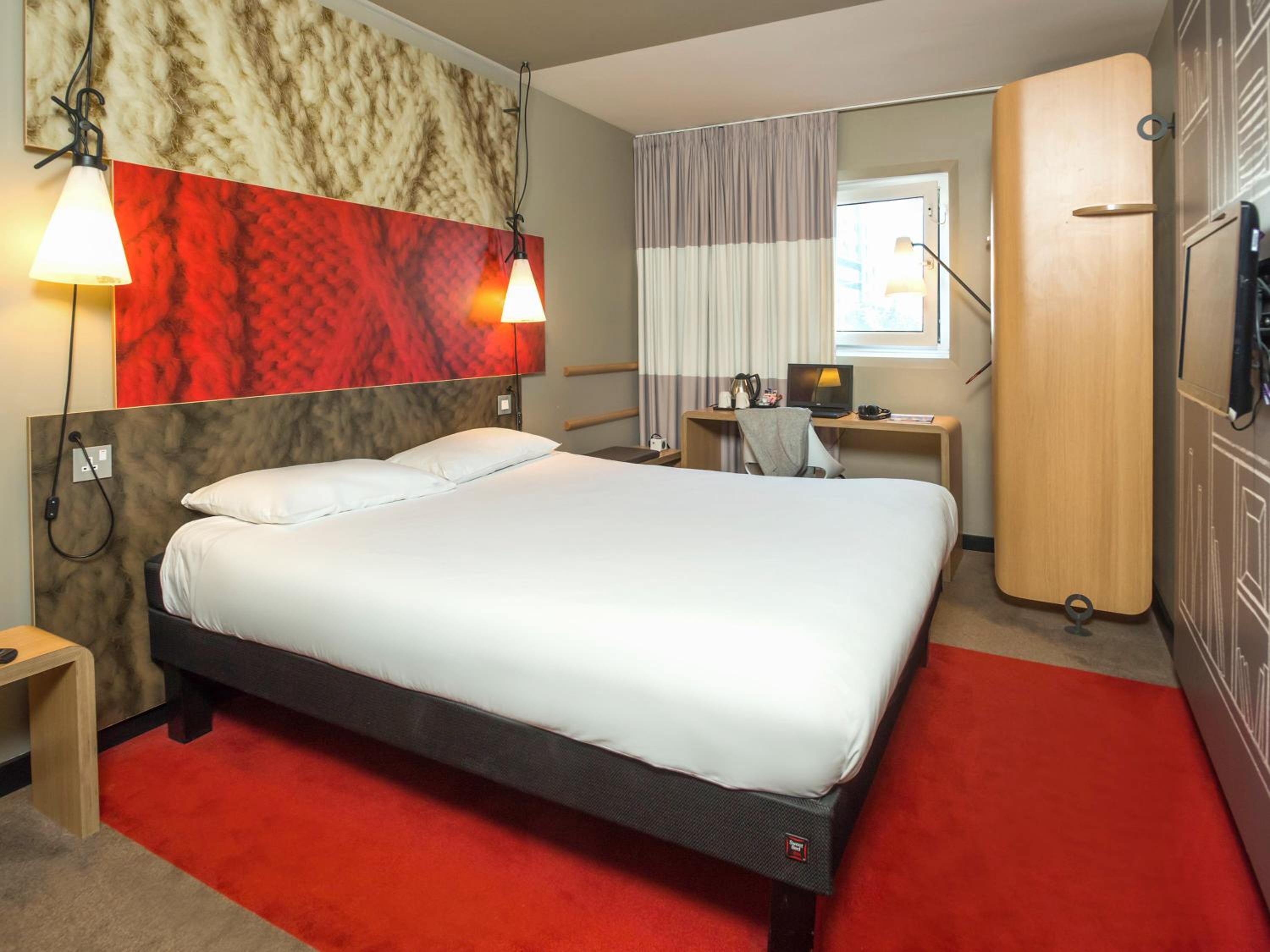 Double Room - Disability Access photo 3