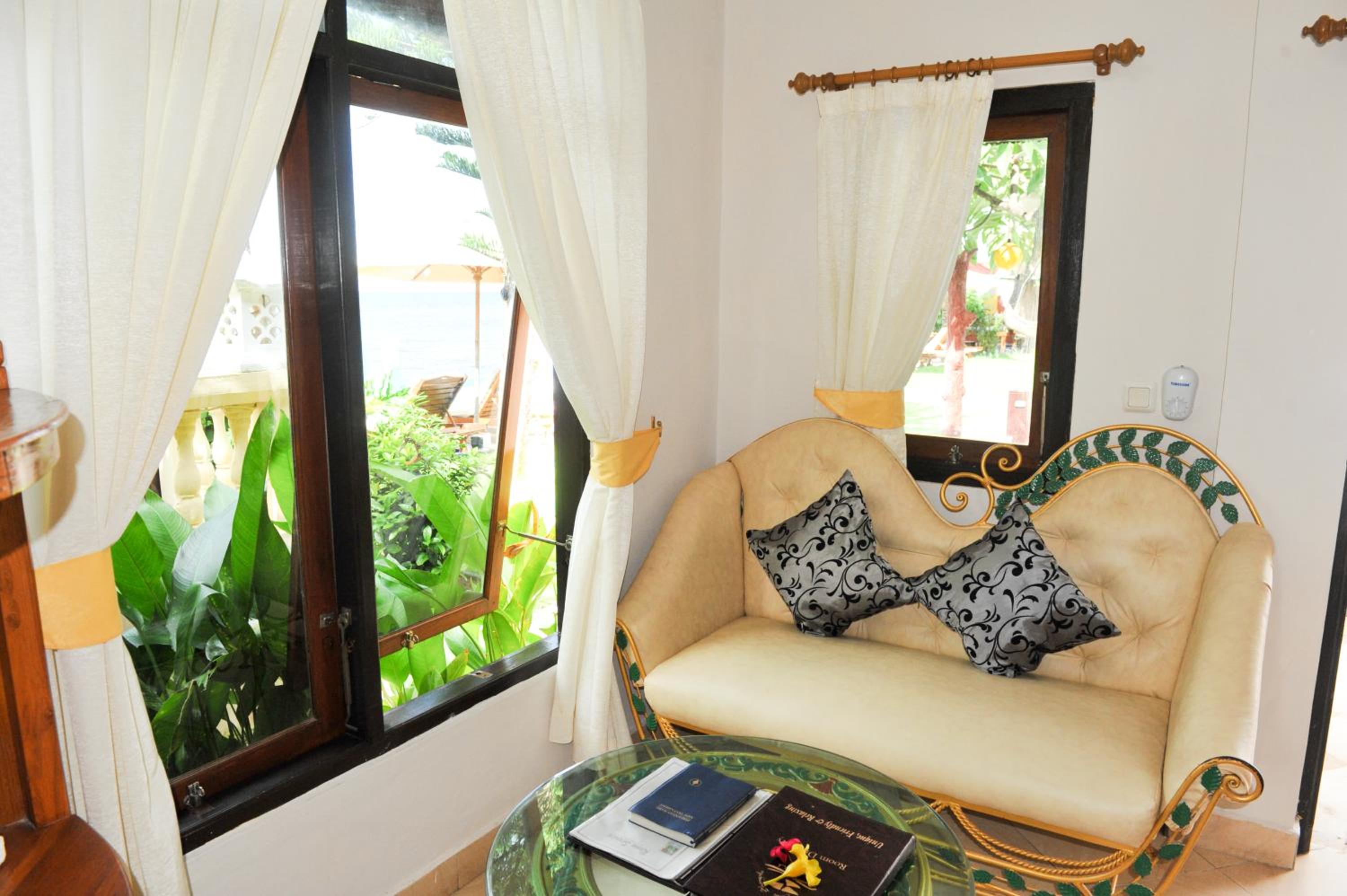 Studio Suite - Photo 8