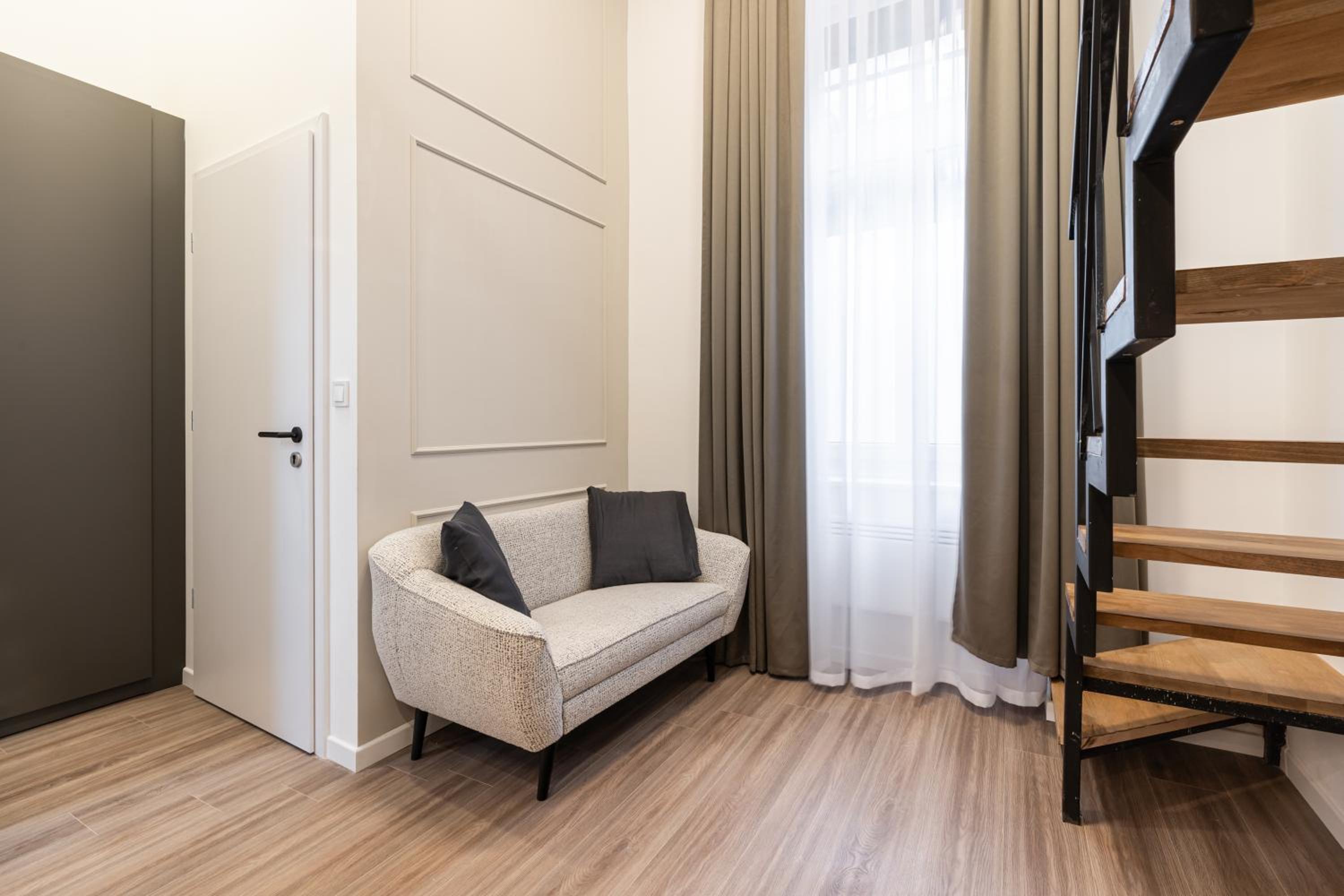 Superior Apartment - Photo 7