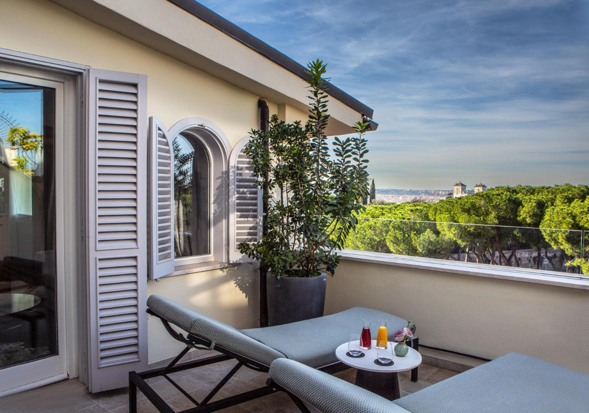 Family Suite with Two Connecting Rooms and Terrace