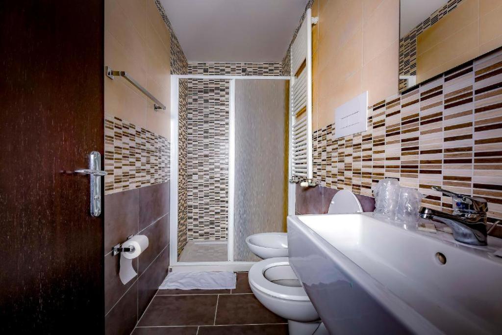 Superior Triple Room photo 2