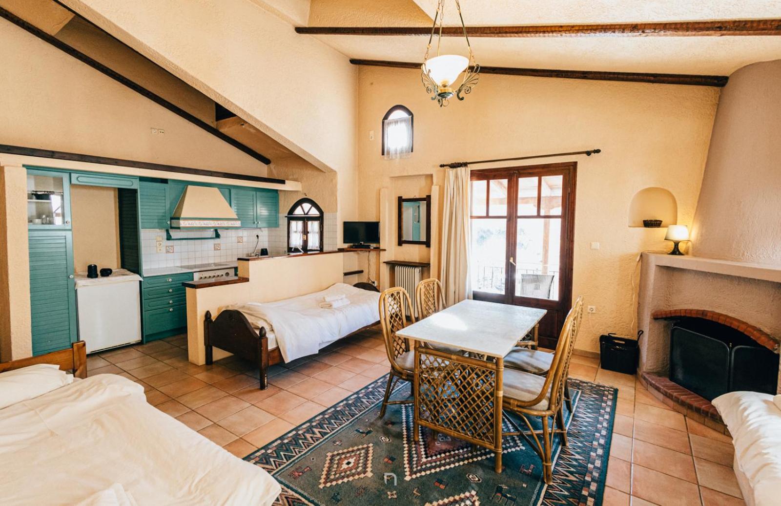 Deluxe Apartment