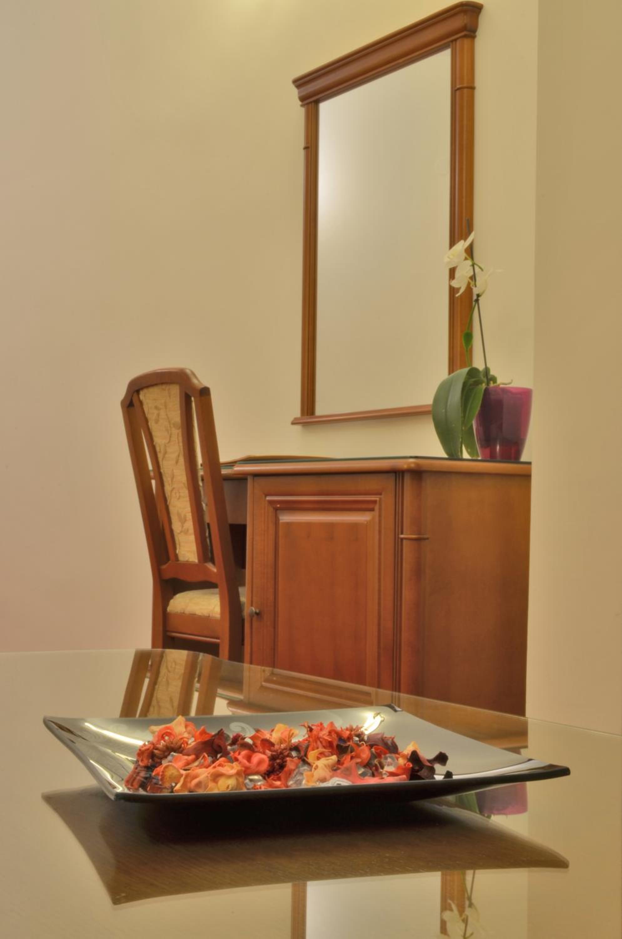 Twin Room - Photo 3