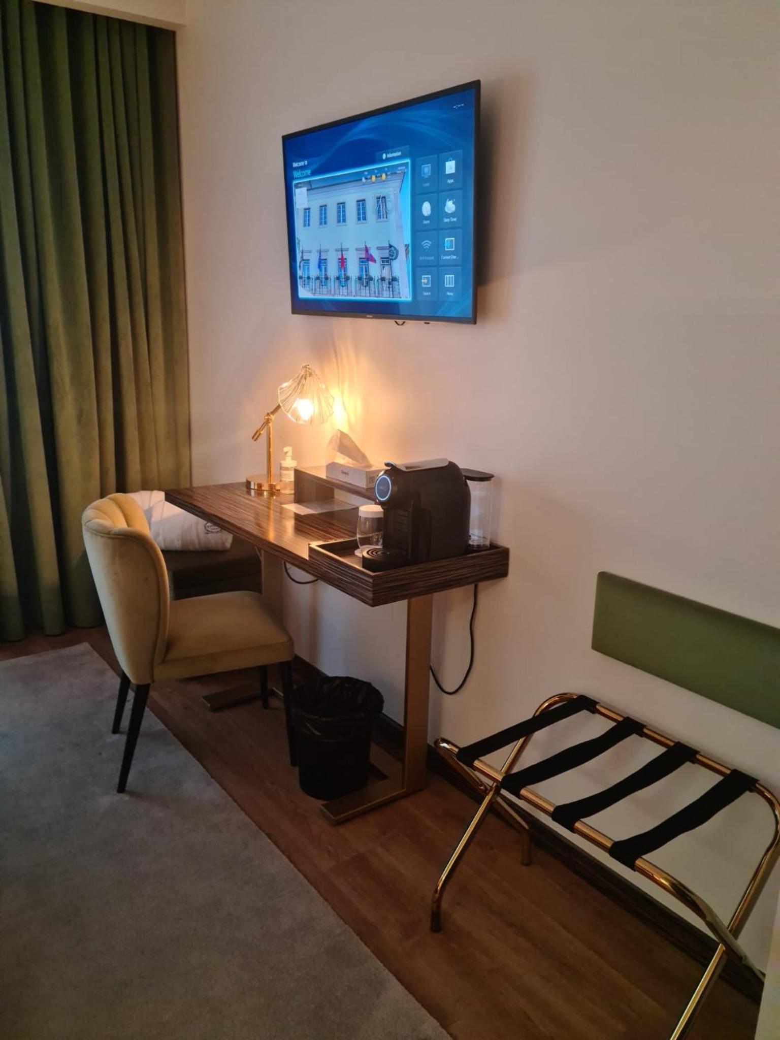 Standard Double Room - Photo 4