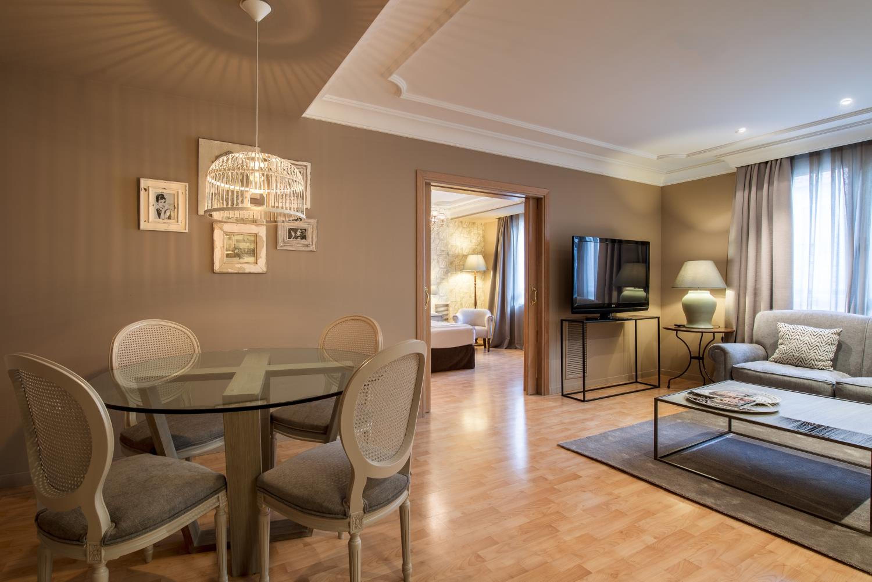 Junior Suite thumbnail 5