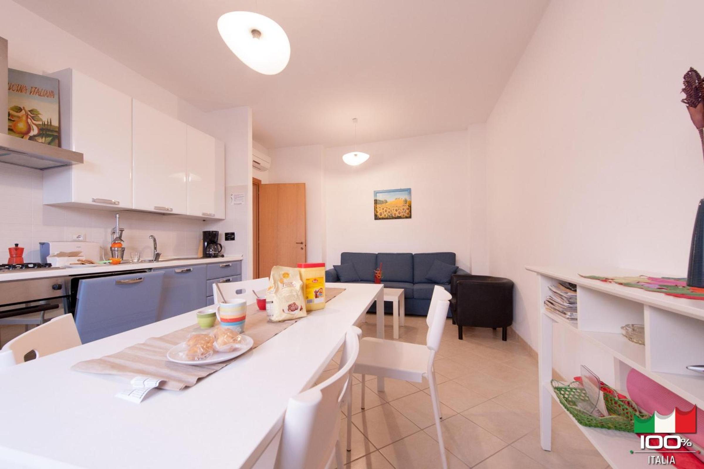 Two-Bedroom House - Photo 19