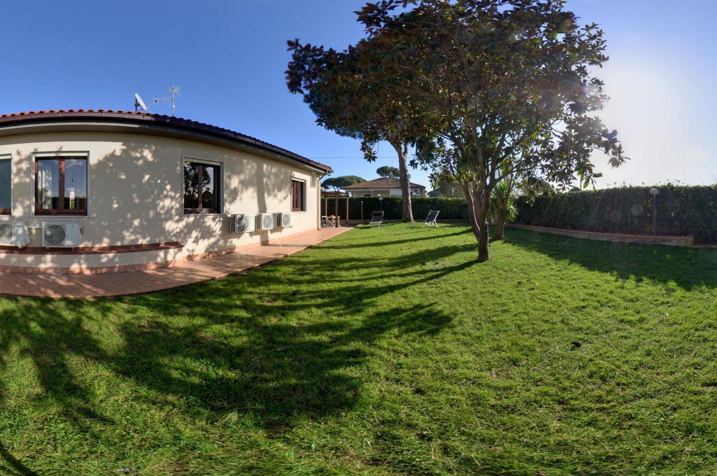 Two-Bedroom House - Photo 6