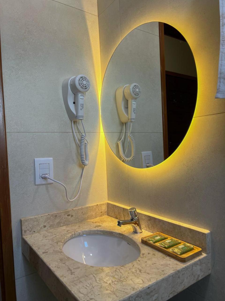 Deluxe Queen Studio  - Photo 3