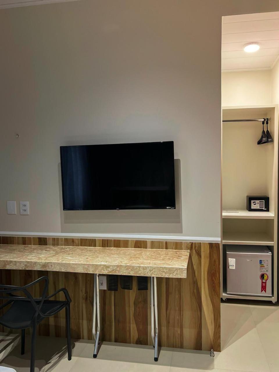 Double or Twin Room - Photo 3