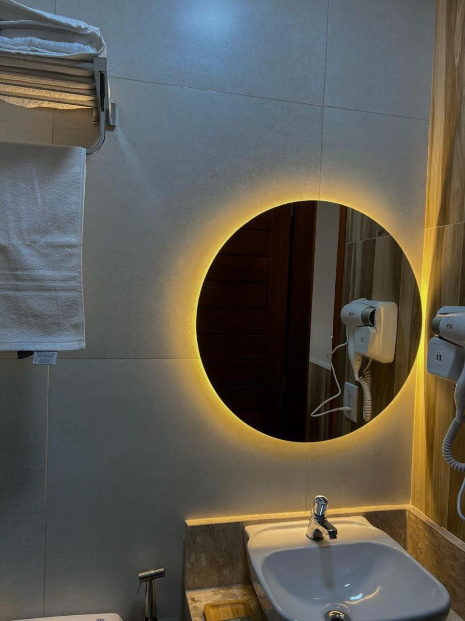 Double or Twin Room - Photo 4