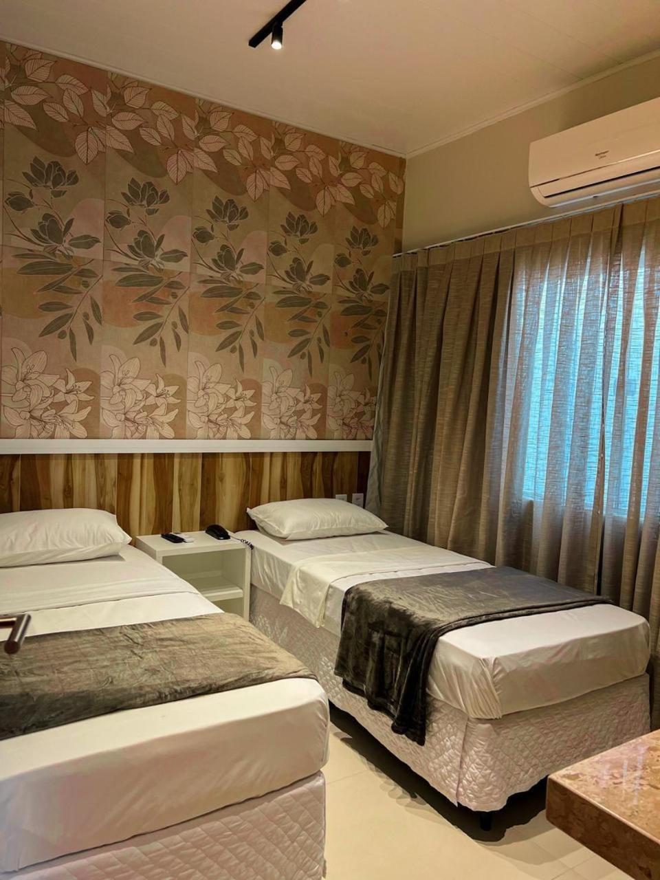 Double or Twin Room - Photo 5