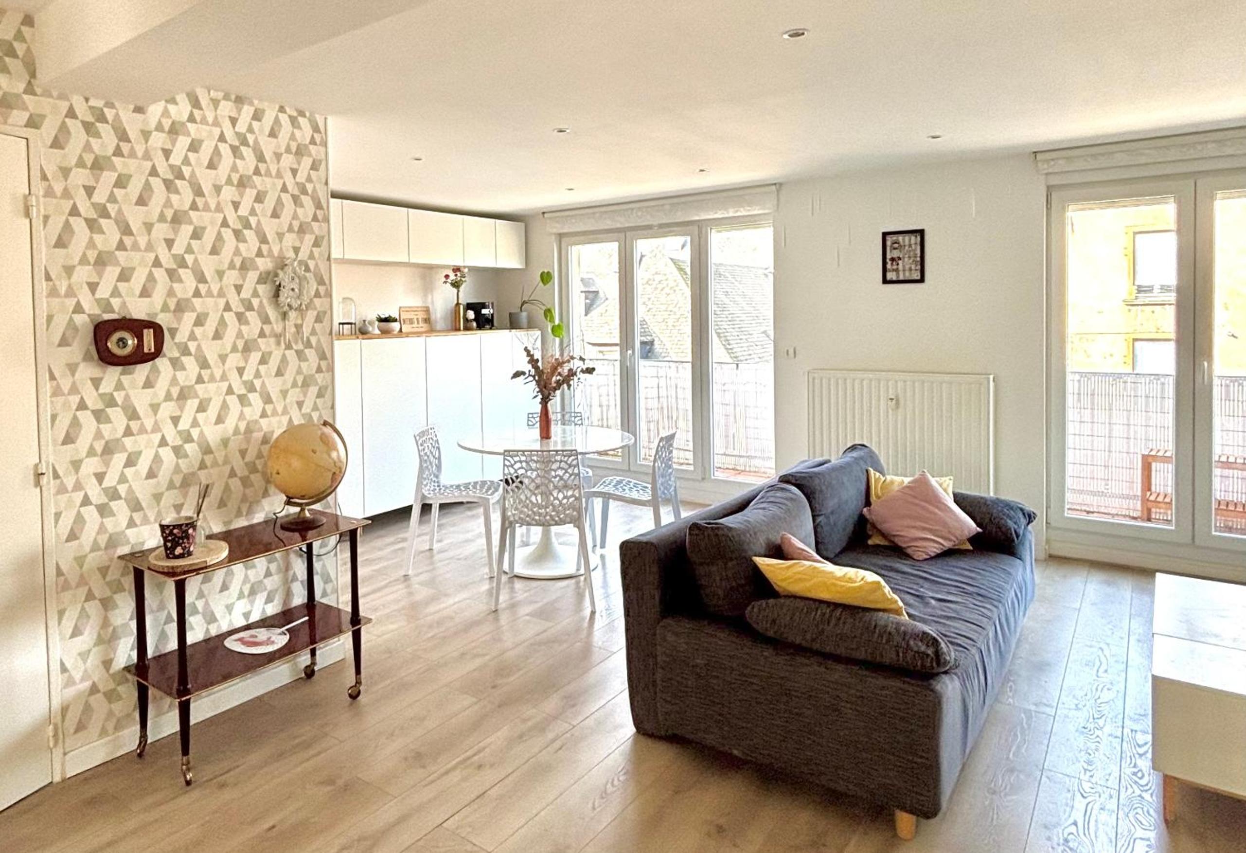 One-Bedroom Apartment