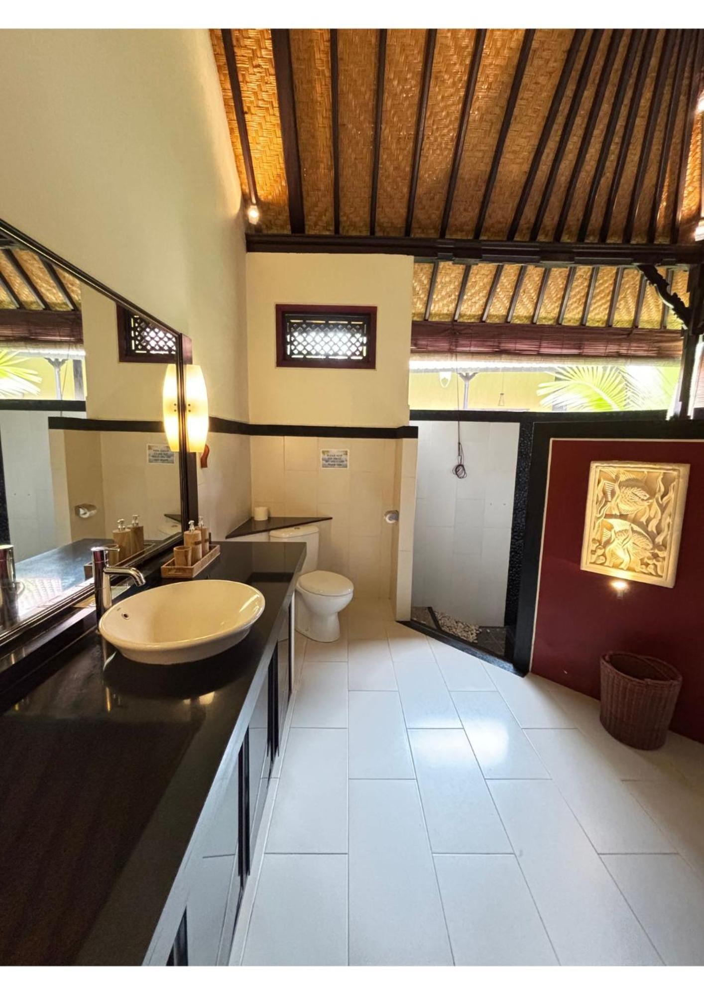 Two-Bedroom Bungalow - Photo 1