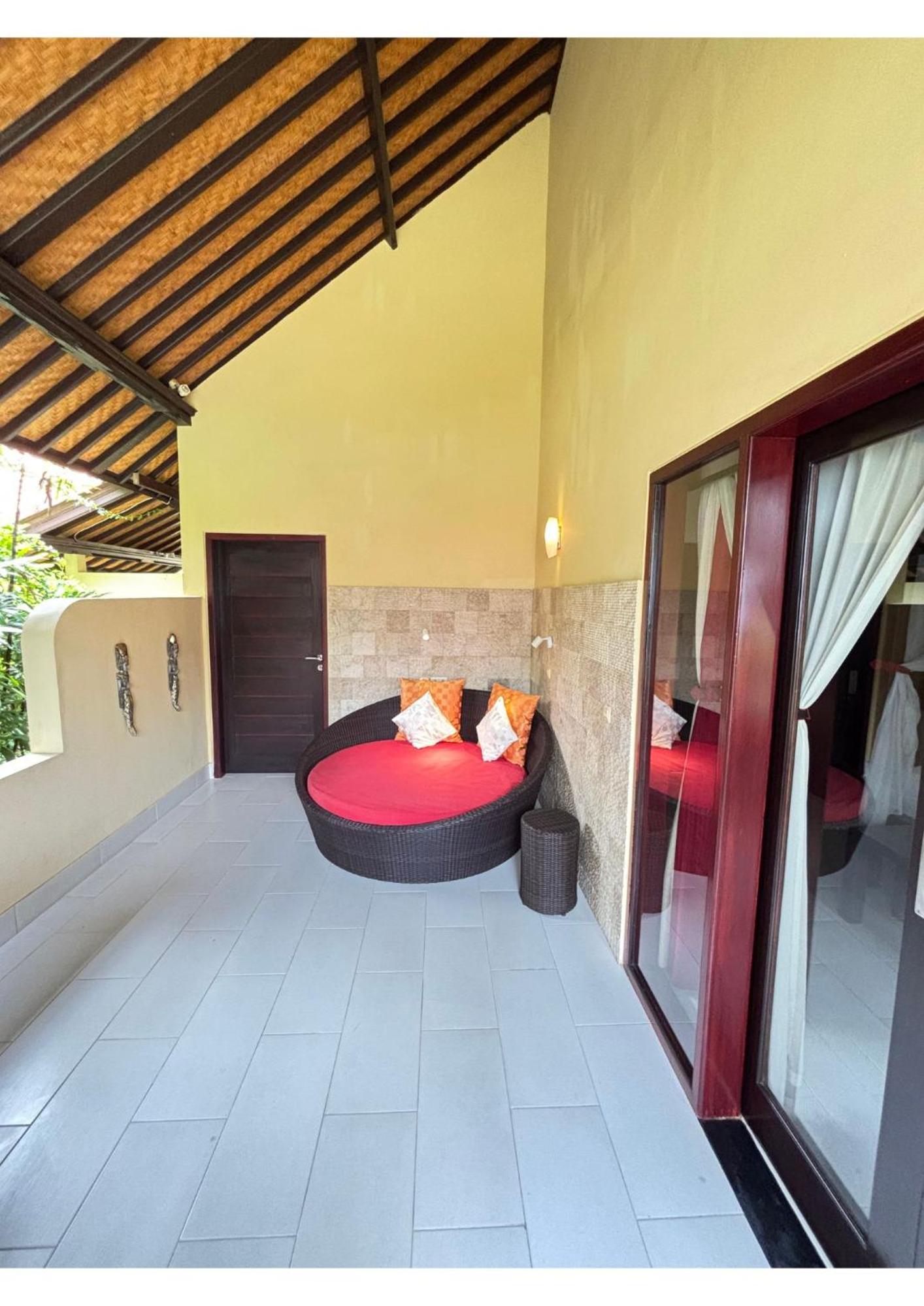 Two-Bedroom Bungalow - Photo 9
