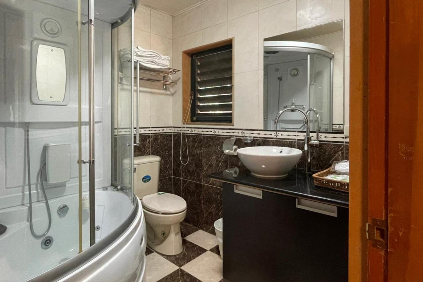 Four-Bedroom Vacation Home photo 3