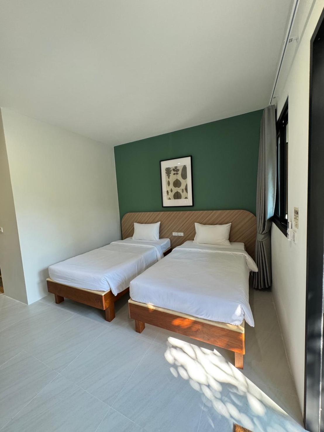 Standard Twin Room with Garden View