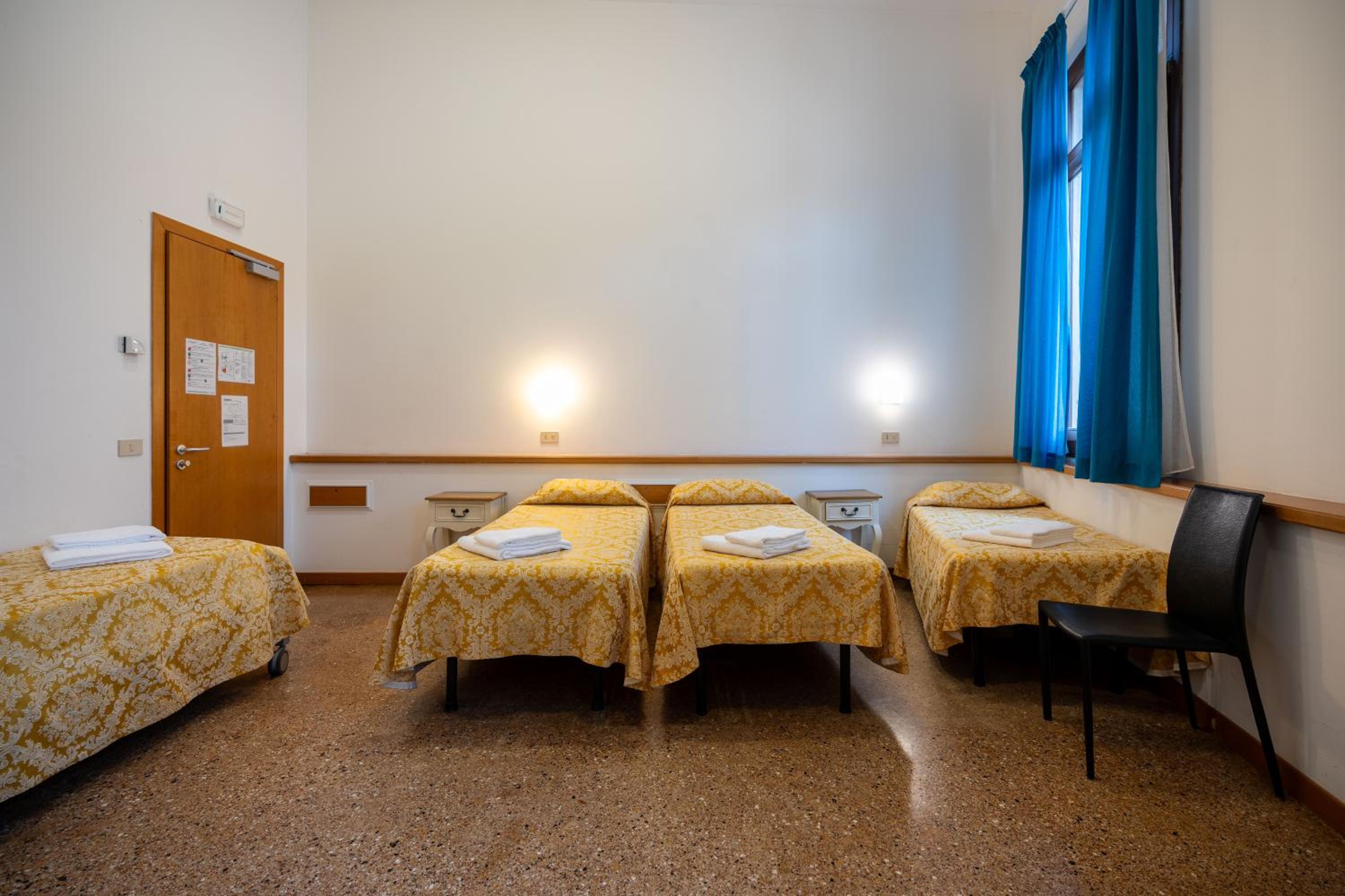 Triple Room with View photo 2