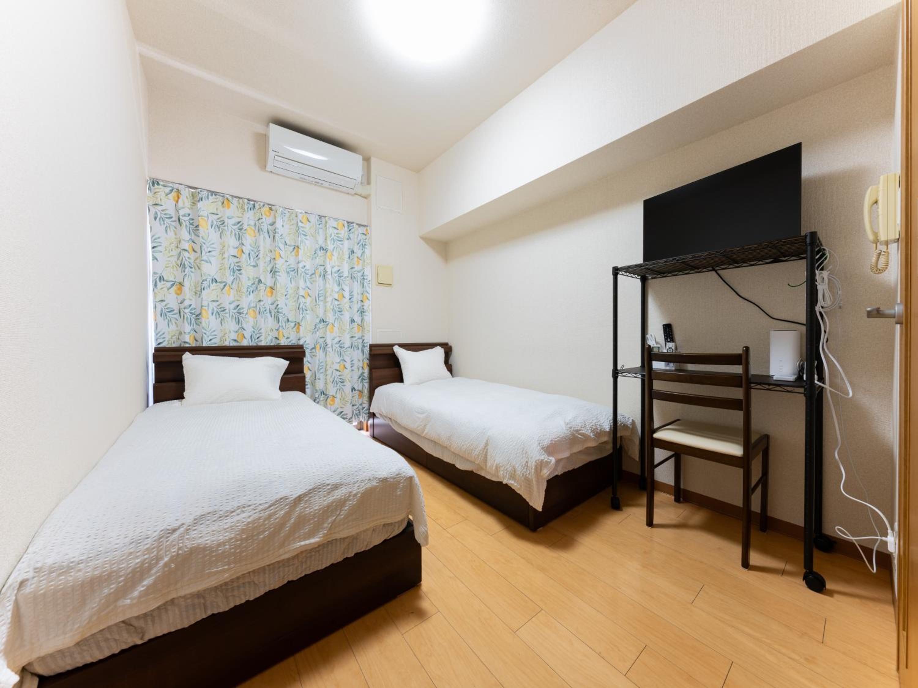 Standard Twin Room photo 2