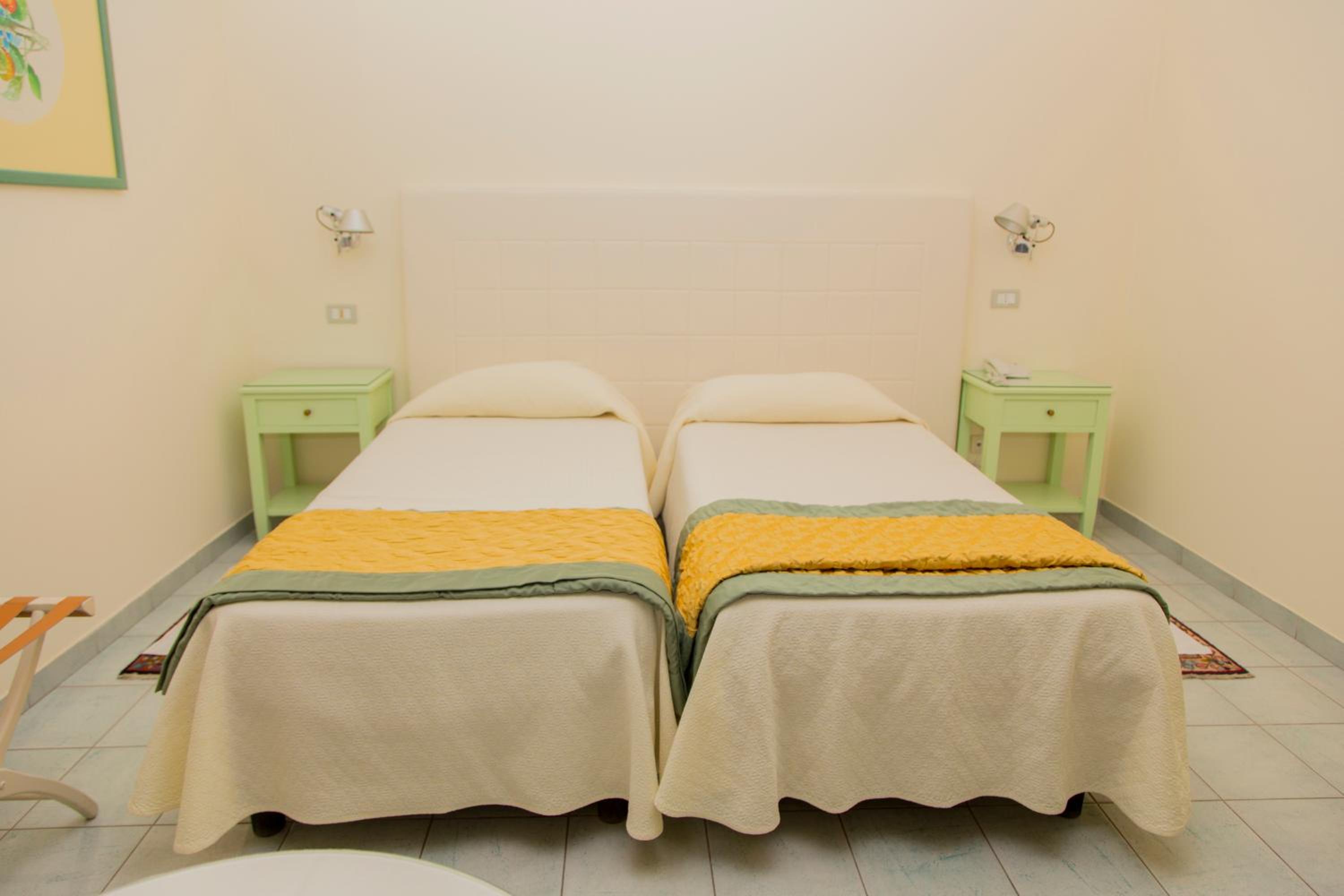 Twin Room with Internal View
