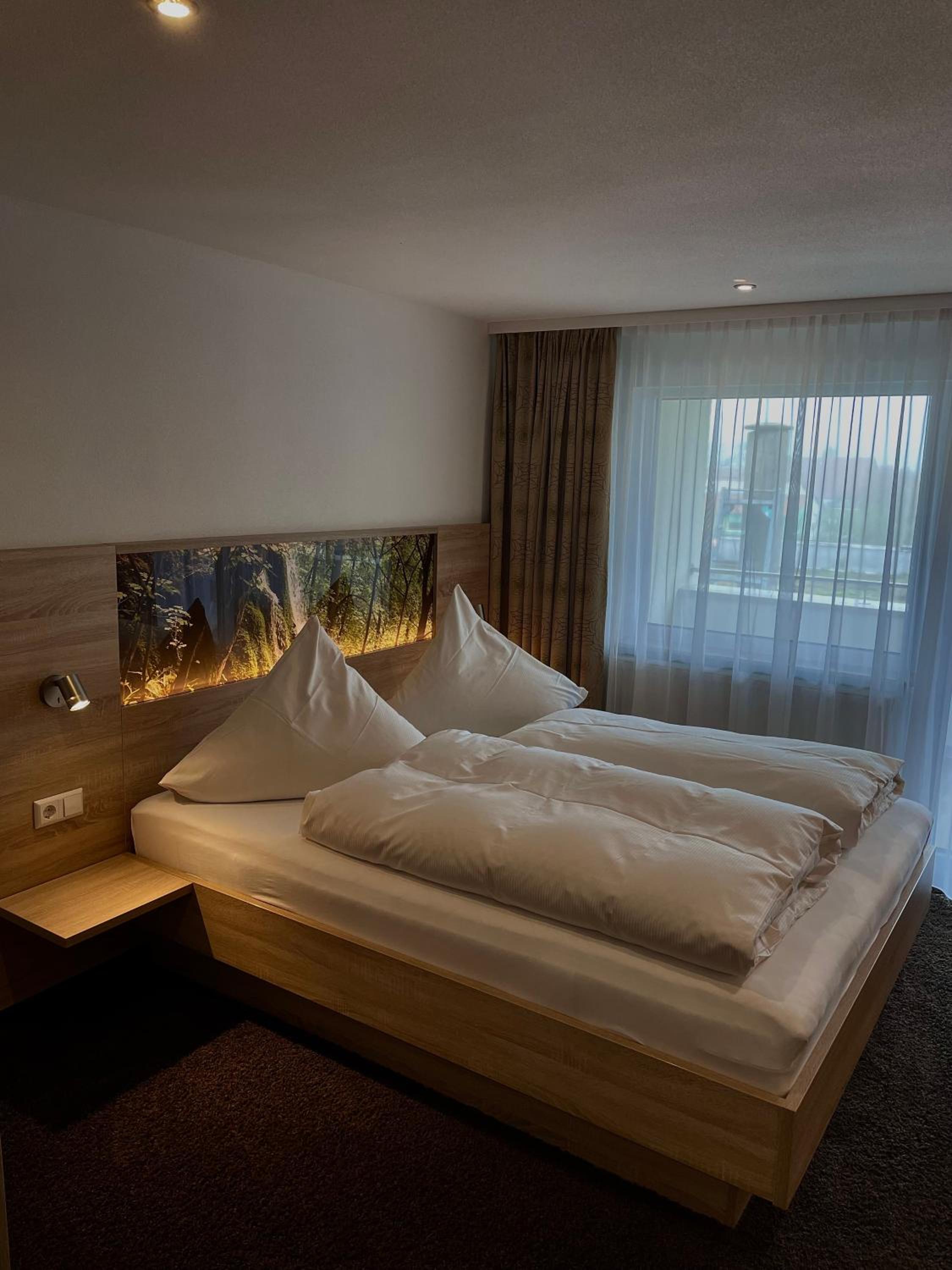 Deluxe Double Room photo 3
