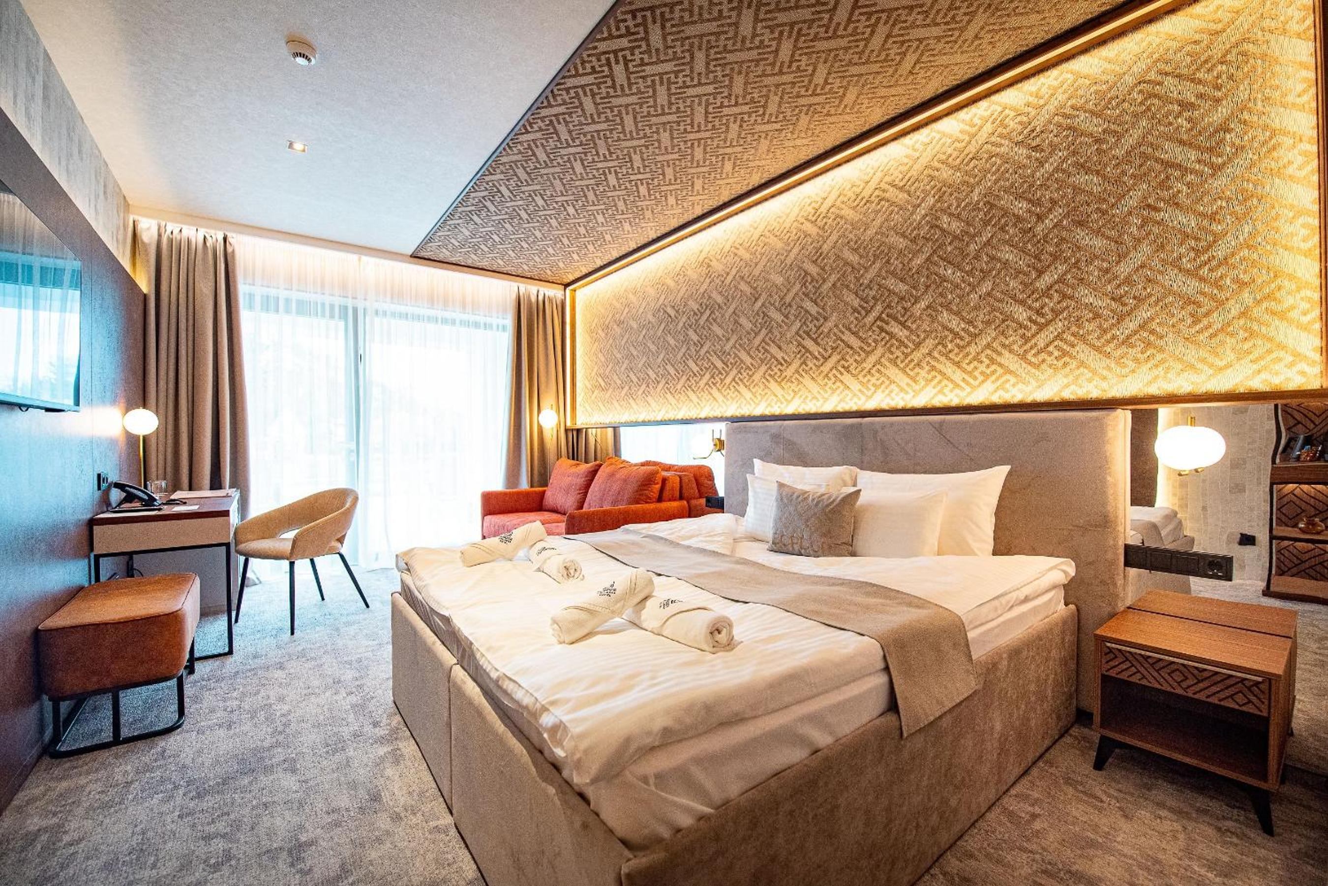 Superior Queen Room