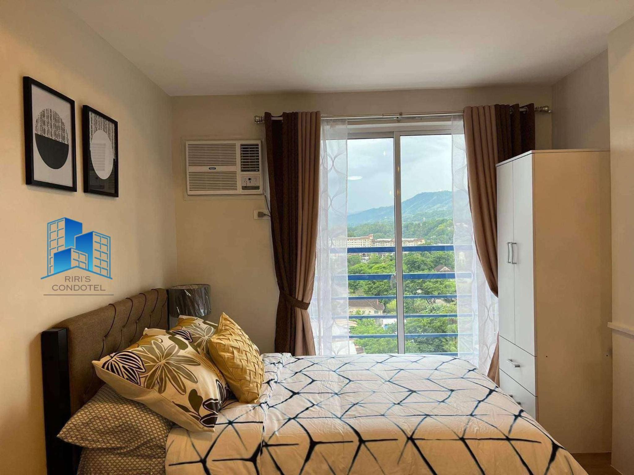 Studio with Balcony