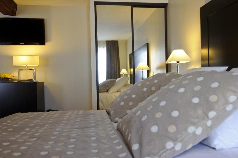 Standard Double Room photo 3