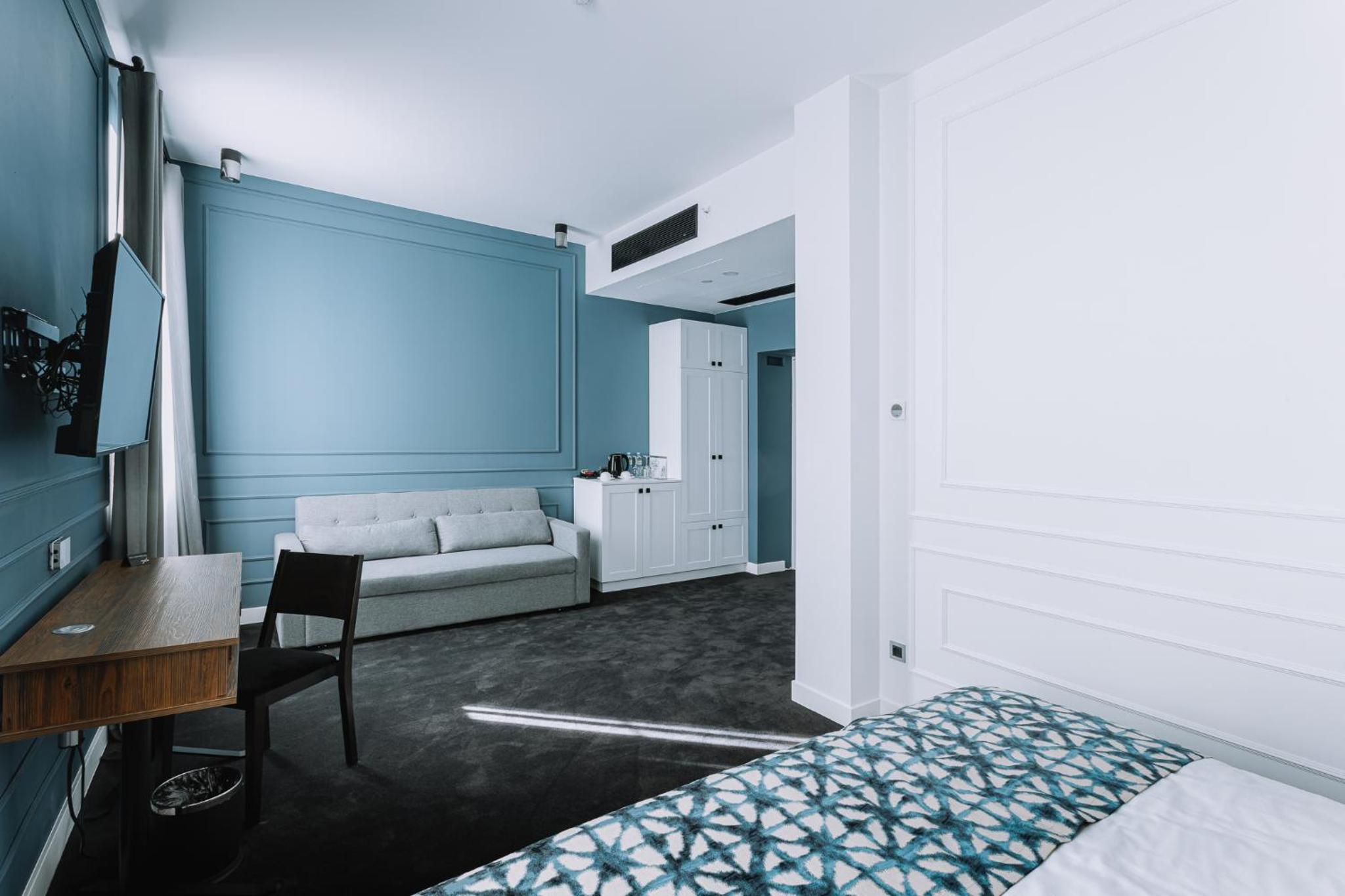 Superior Double or Twin Room - Photo 9