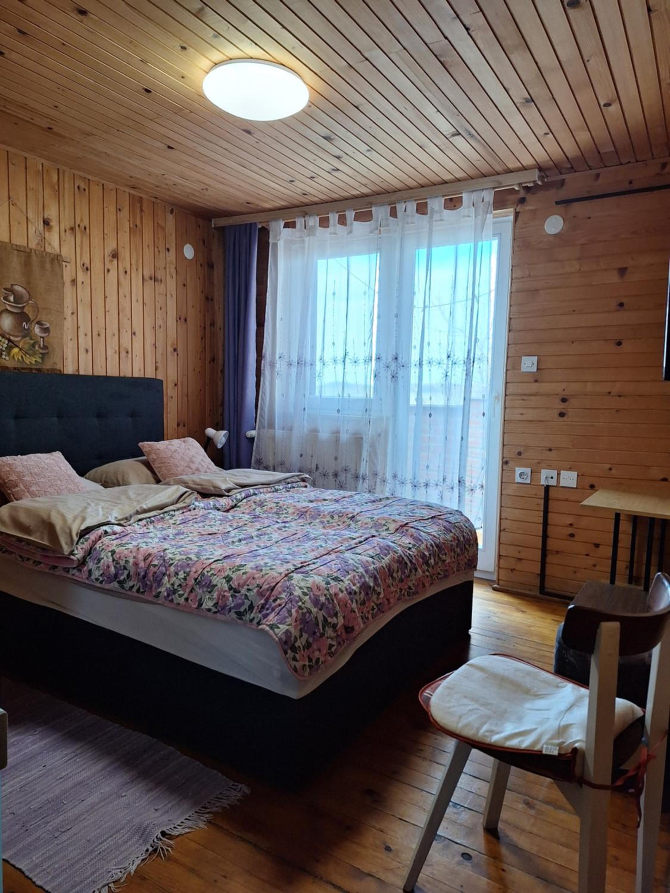 Double Room with Balcony - Photo 2