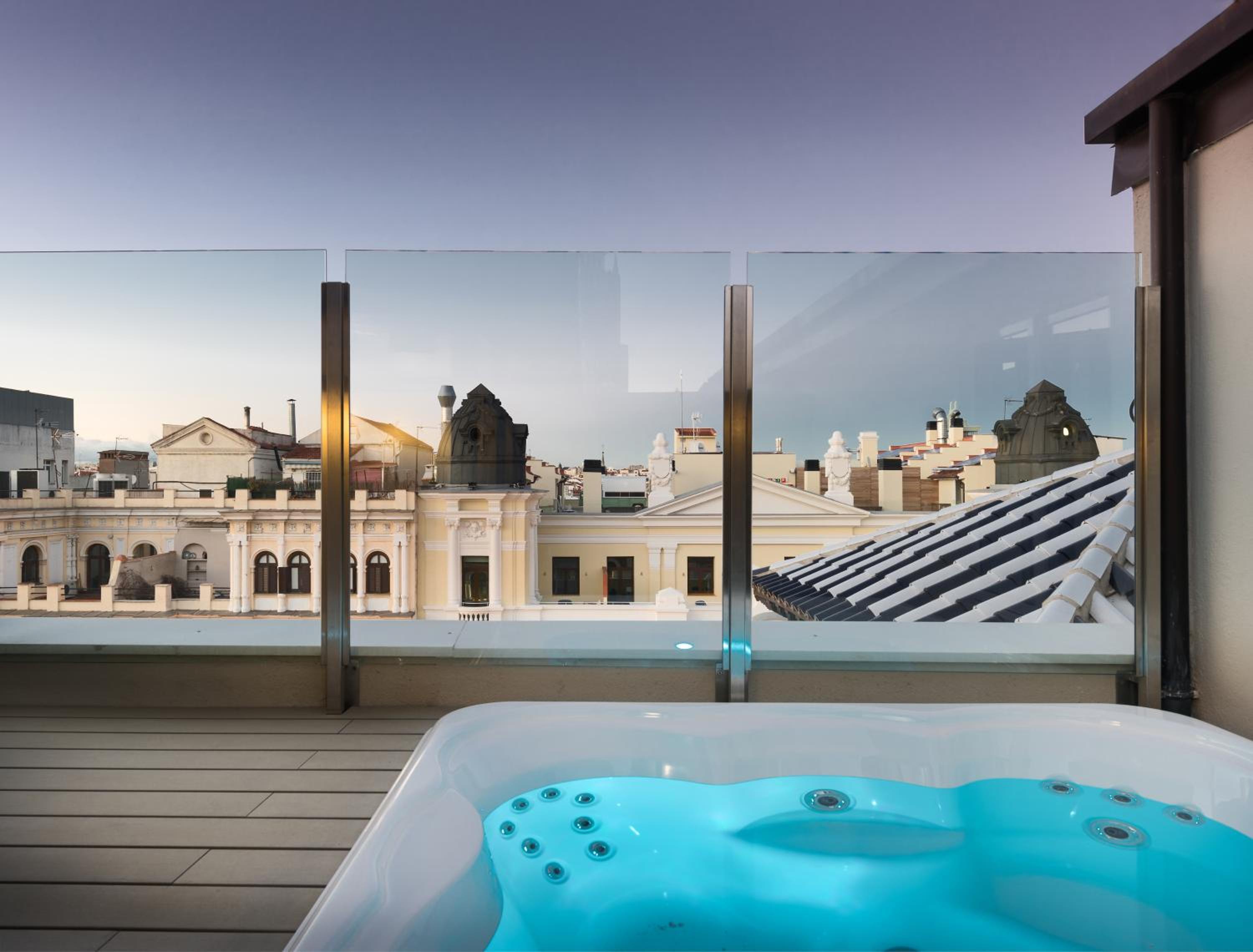 Superior Double Room with Terrace and Jacuzzi® photo 2
