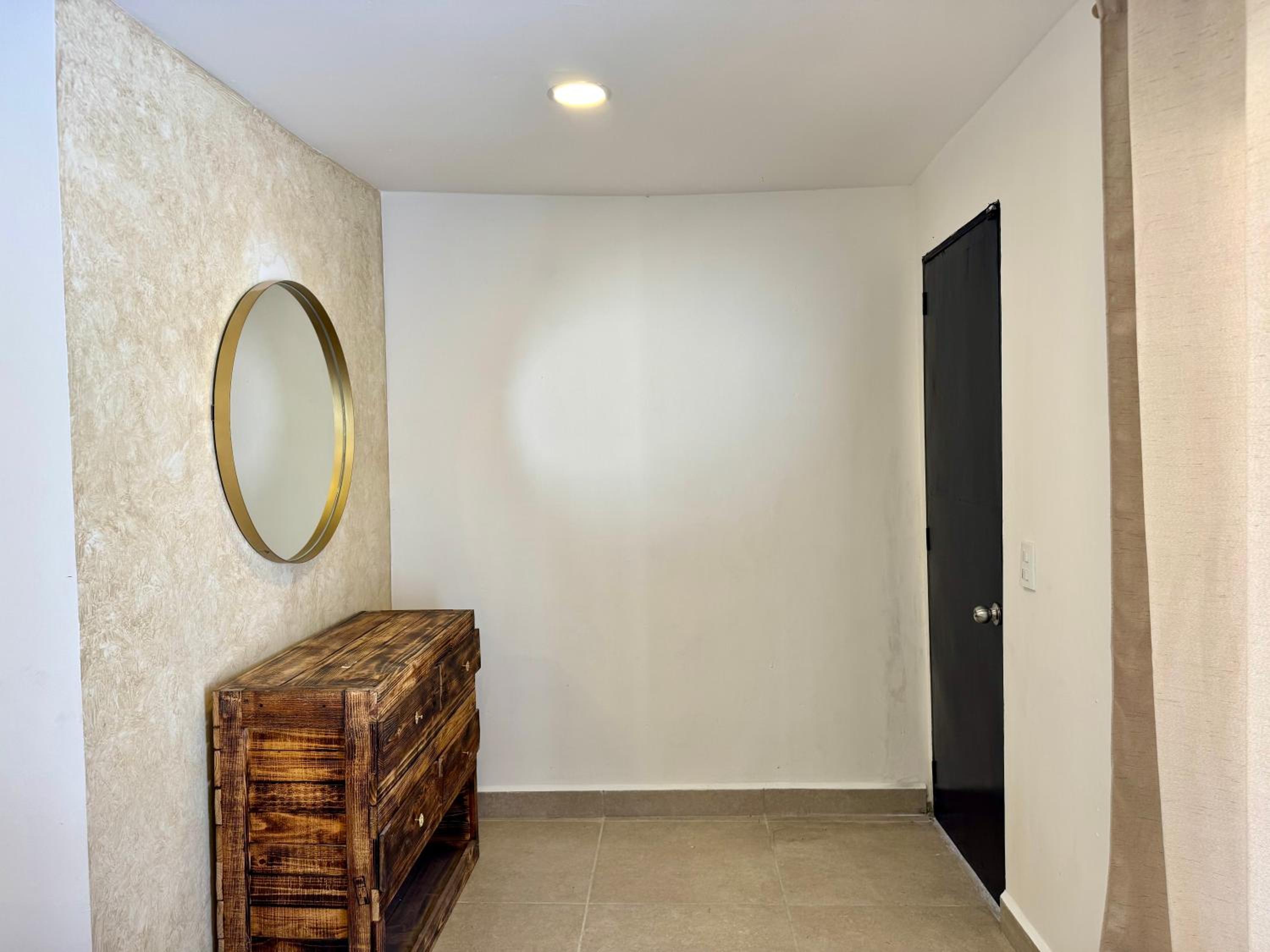 Large Double Room photo 3