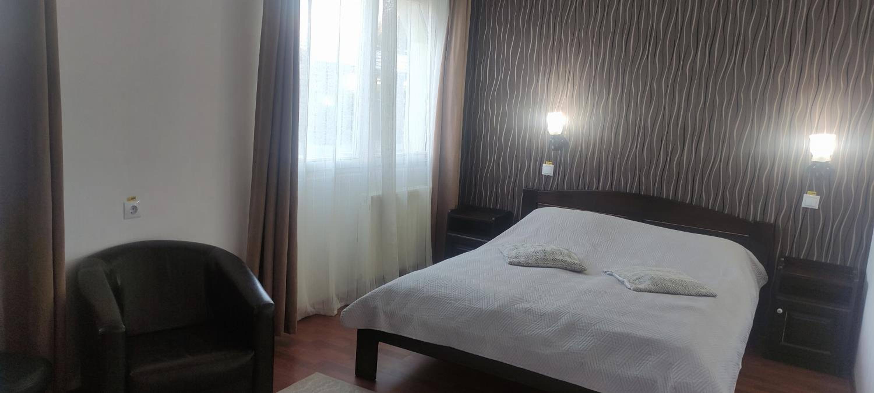 Triple Room - Photo 1