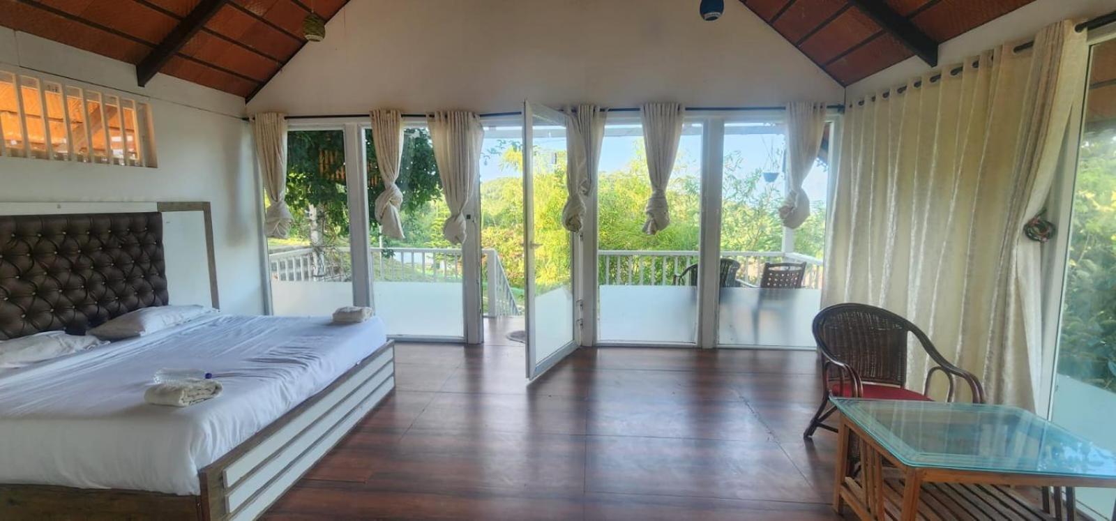 Superior Villa photo 2