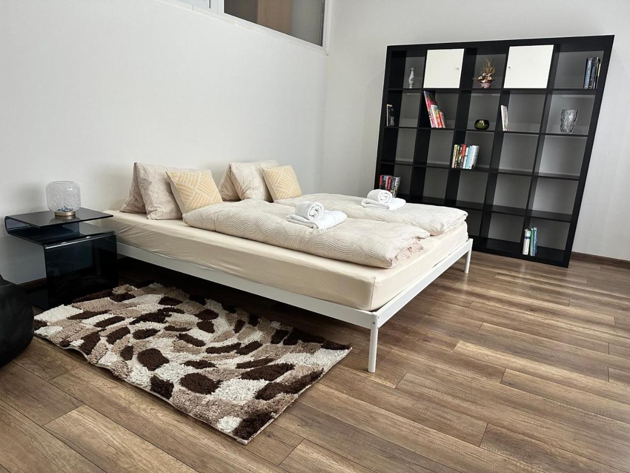 Two-Bedroom Apartment - Photo 4