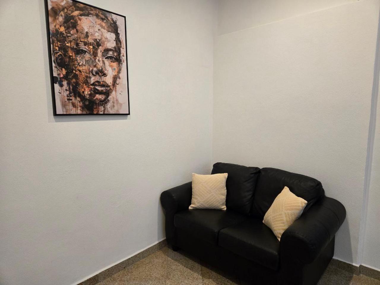 Two-Bedroom Apartment - Photo 8